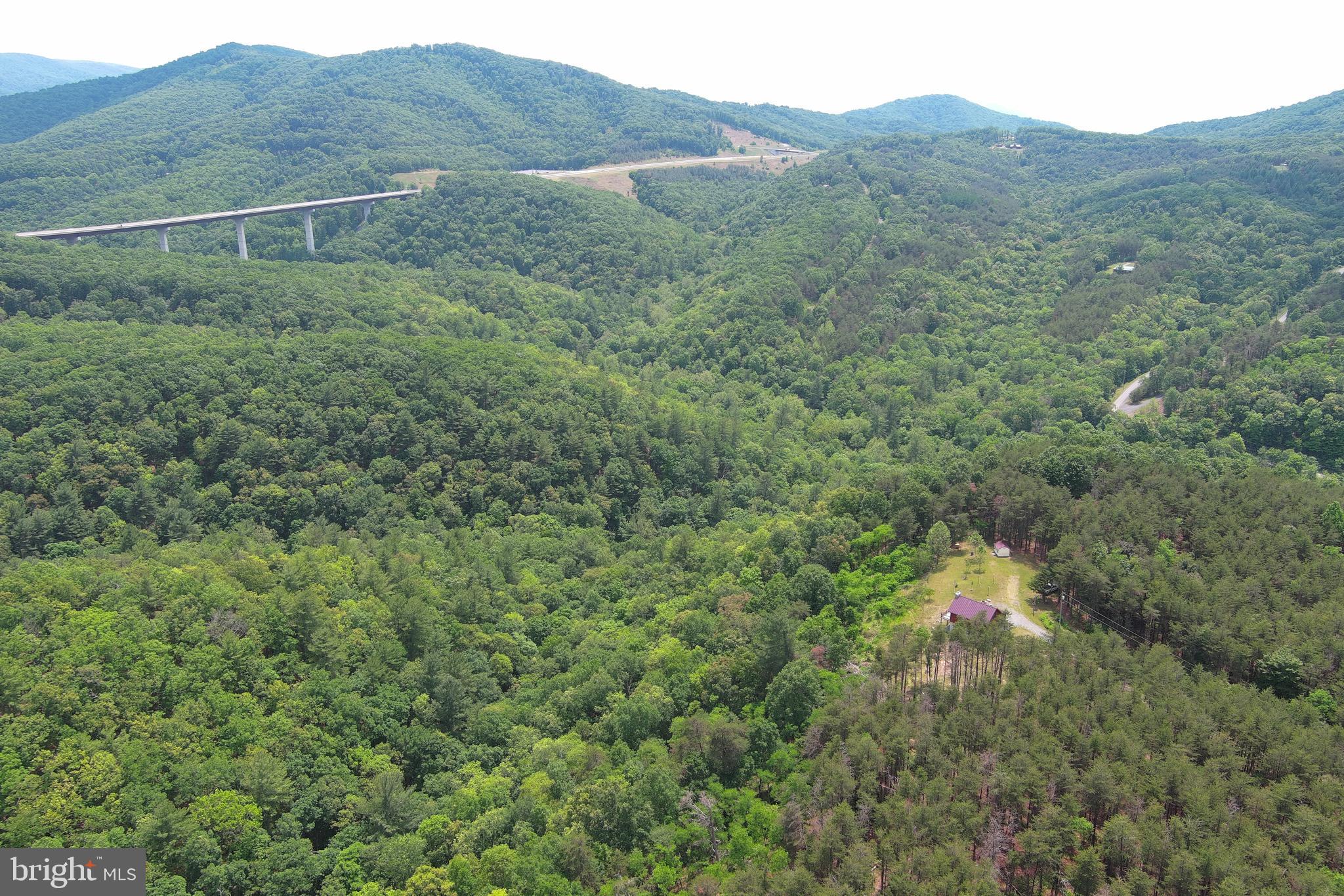 ASHTON WOODS - Residential