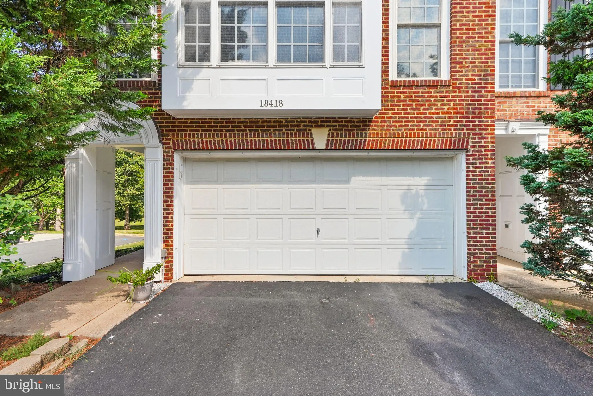 Leesburg, Virginia 20176, United States, 3 Bedrooms Bedrooms, ,4 BathroomsBathrooms,Residential,Coming Soon,177041