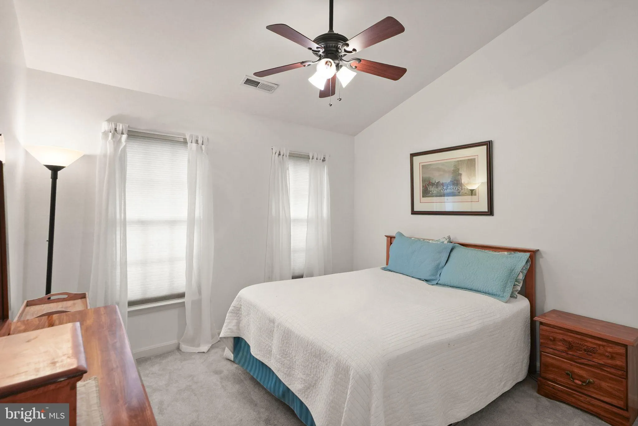 Leesburg, Virginia 20176, United States, 3 Bedrooms Bedrooms, ,4 BathroomsBathrooms,Residential,Coming Soon,177041