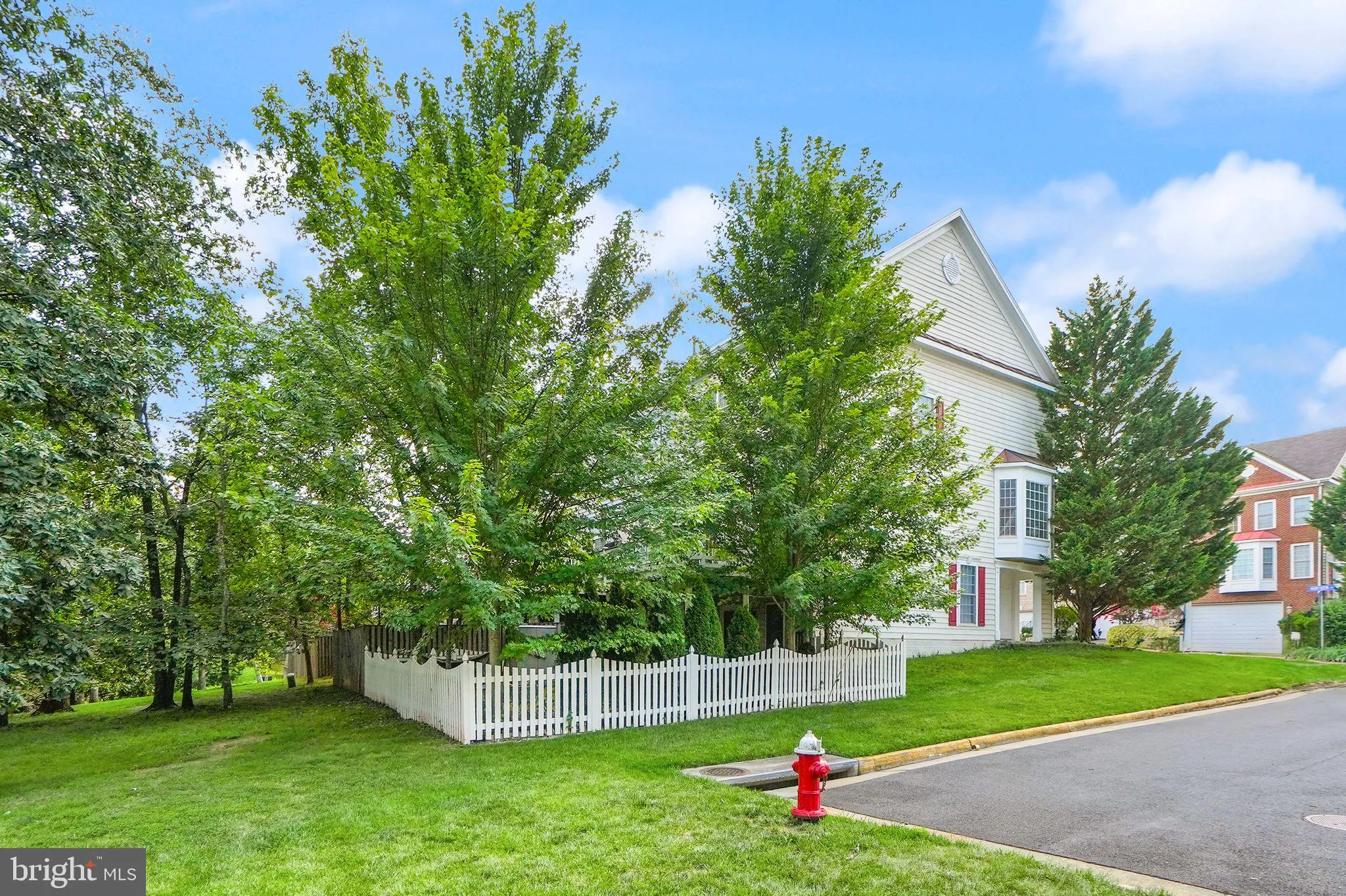 Leesburg, Virginia 20176, United States, 3 Bedrooms Bedrooms, ,4 BathroomsBathrooms,Residential,Coming Soon,177041