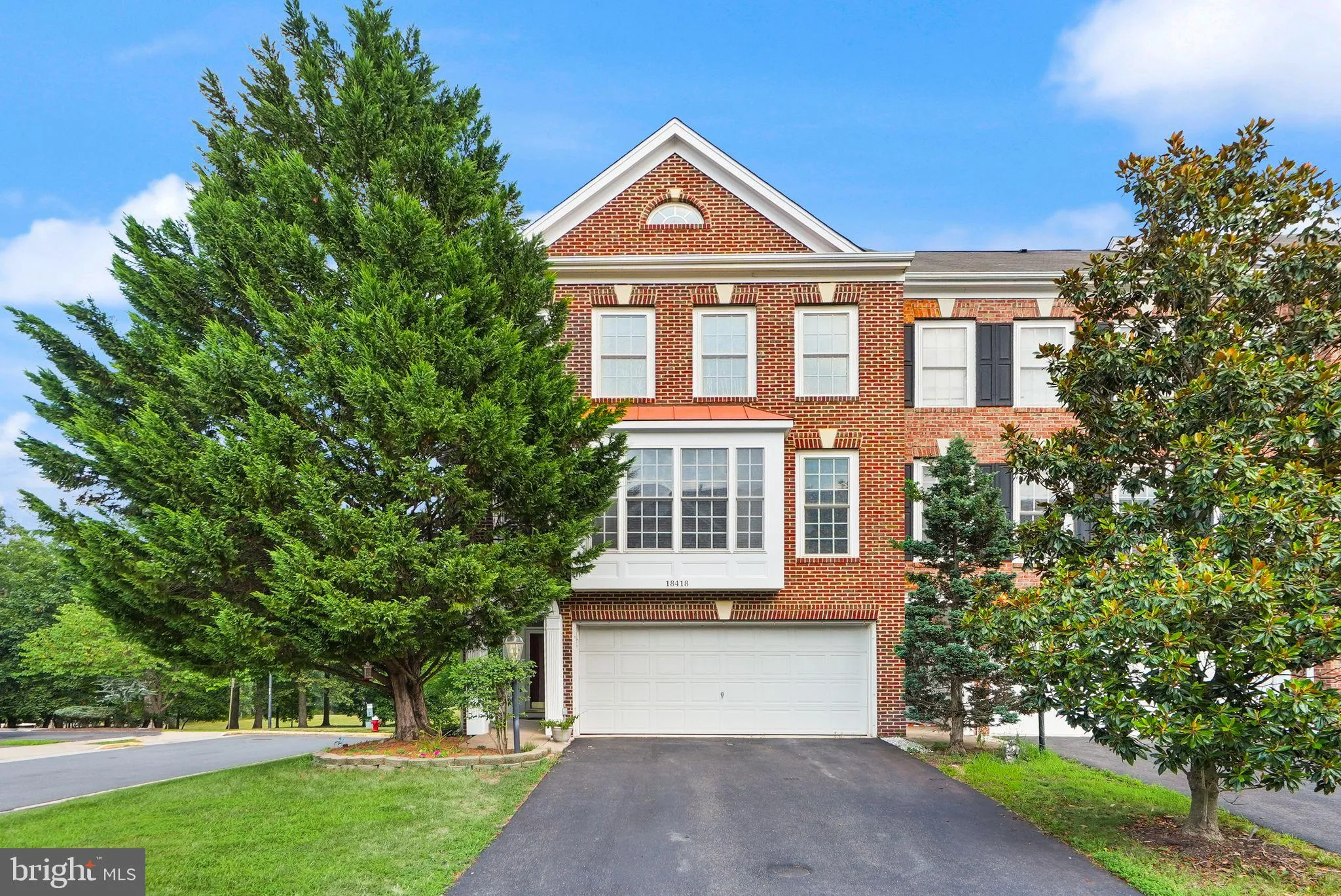 Leesburg, Virginia 20176, United States, 3 Bedrooms Bedrooms, ,4 BathroomsBathrooms,Residential,Coming Soon,177041