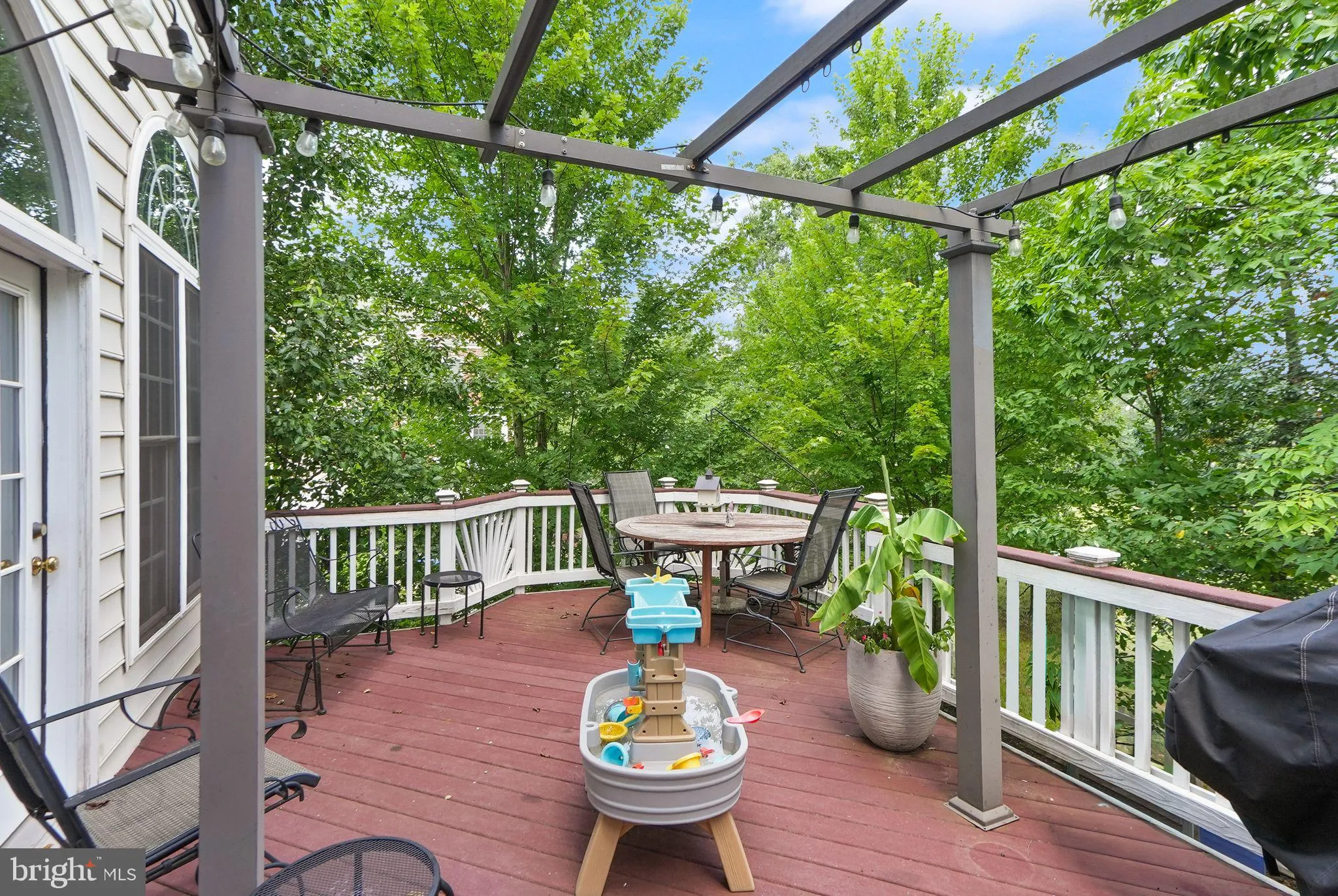 Leesburg, Virginia 20176, United States, 3 Bedrooms Bedrooms, ,4 BathroomsBathrooms,Residential,Coming Soon,177041