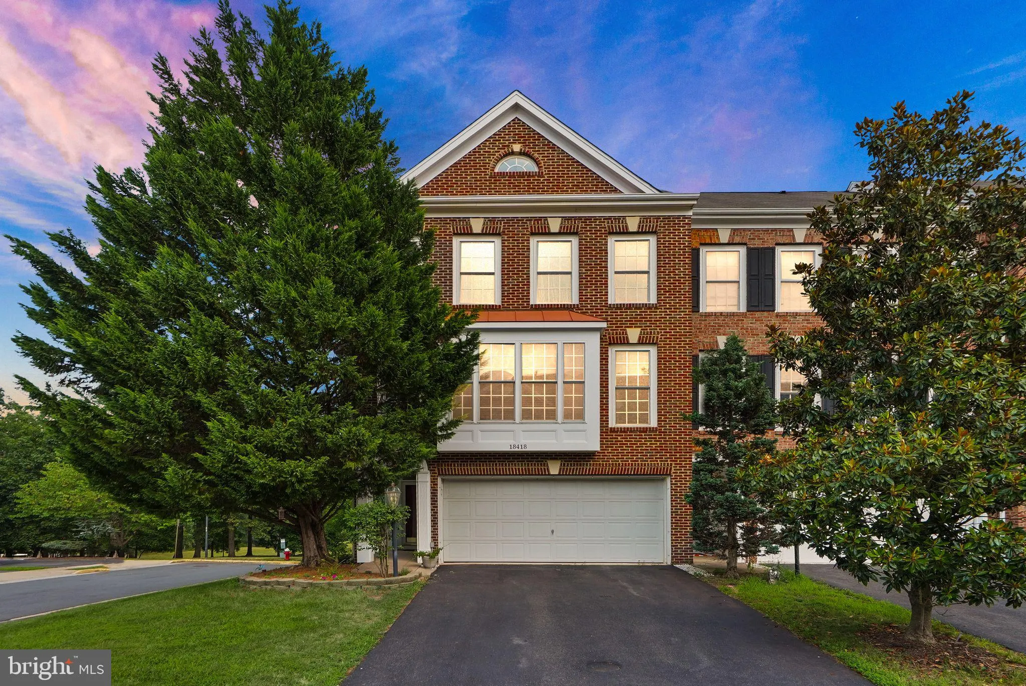 Leesburg, Virginia 20176, United States, 3 Bedrooms Bedrooms, ,4 BathroomsBathrooms,Residential,Coming Soon,177041