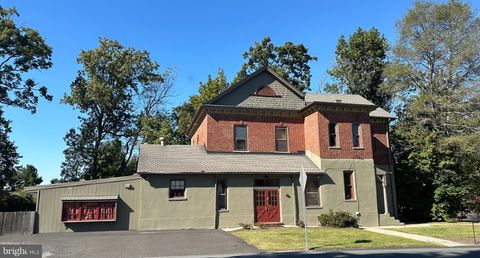 1465 N LIMEKILN PIKE DRESHER PA 19025