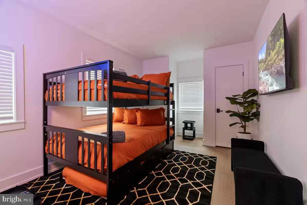 Additional image 22 of 1821 Christian Street, Philadelphia, PA 19146