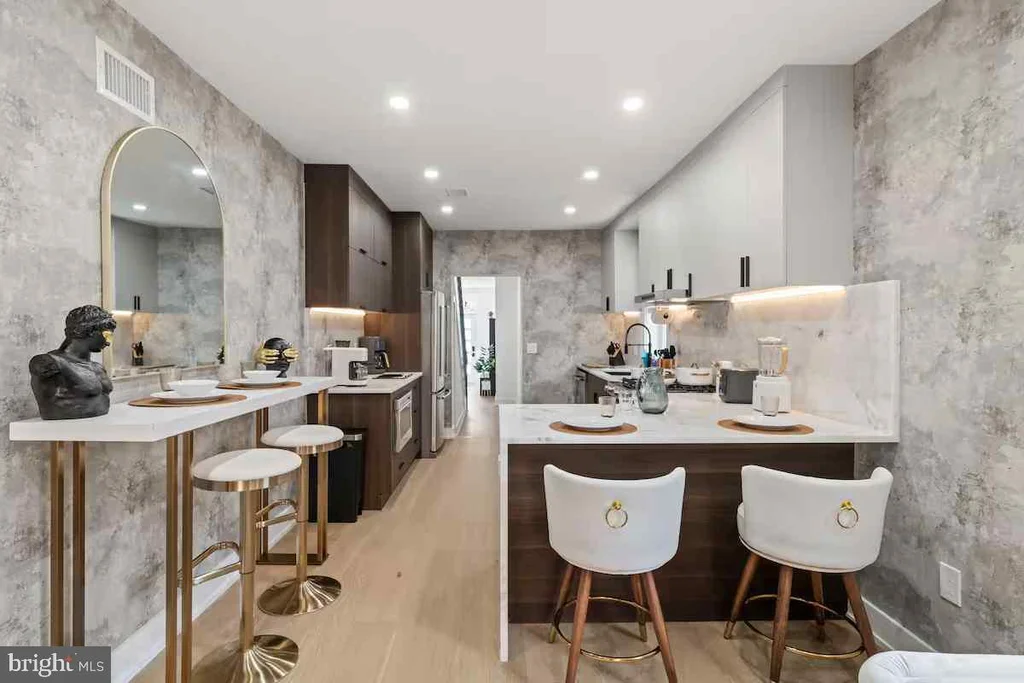 Additional image 16 of 1821 Christian Street, Philadelphia, PA 19146
