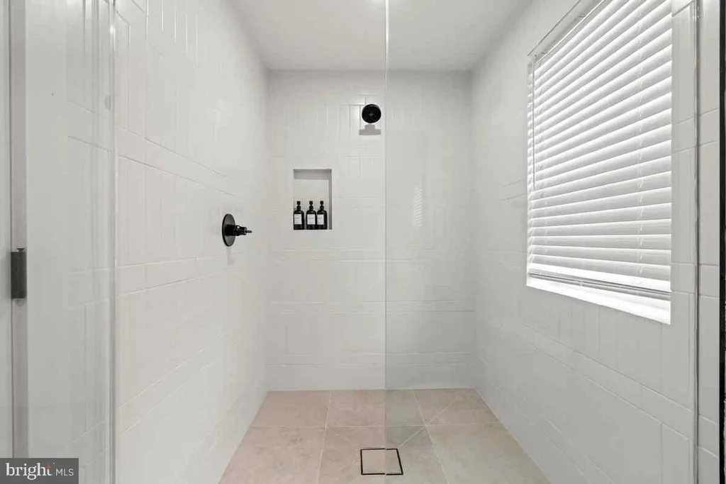Additional image 45 of 1821 Christian Street, Philadelphia, PA 19146