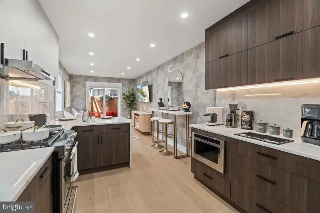 Additional image 23 of 1821 Christian Street, Philadelphia, PA 19146