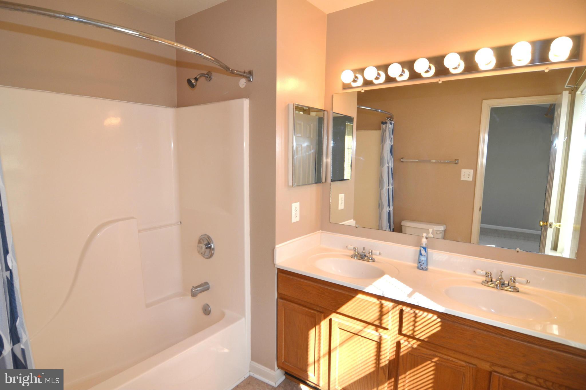 SOUTHWINDS SUB - Residential