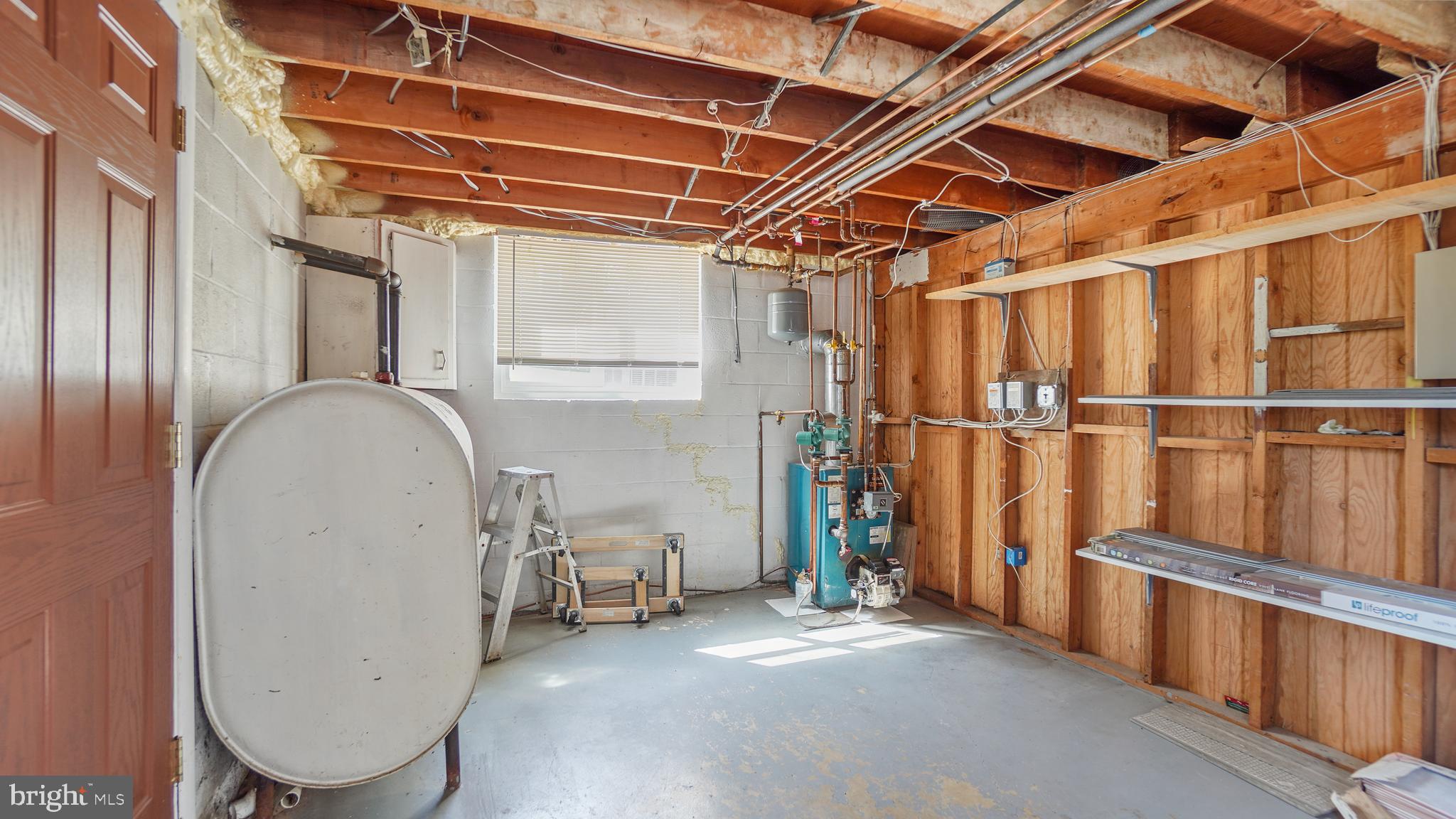 NORMANDY HEIGHTS - Residential Lease