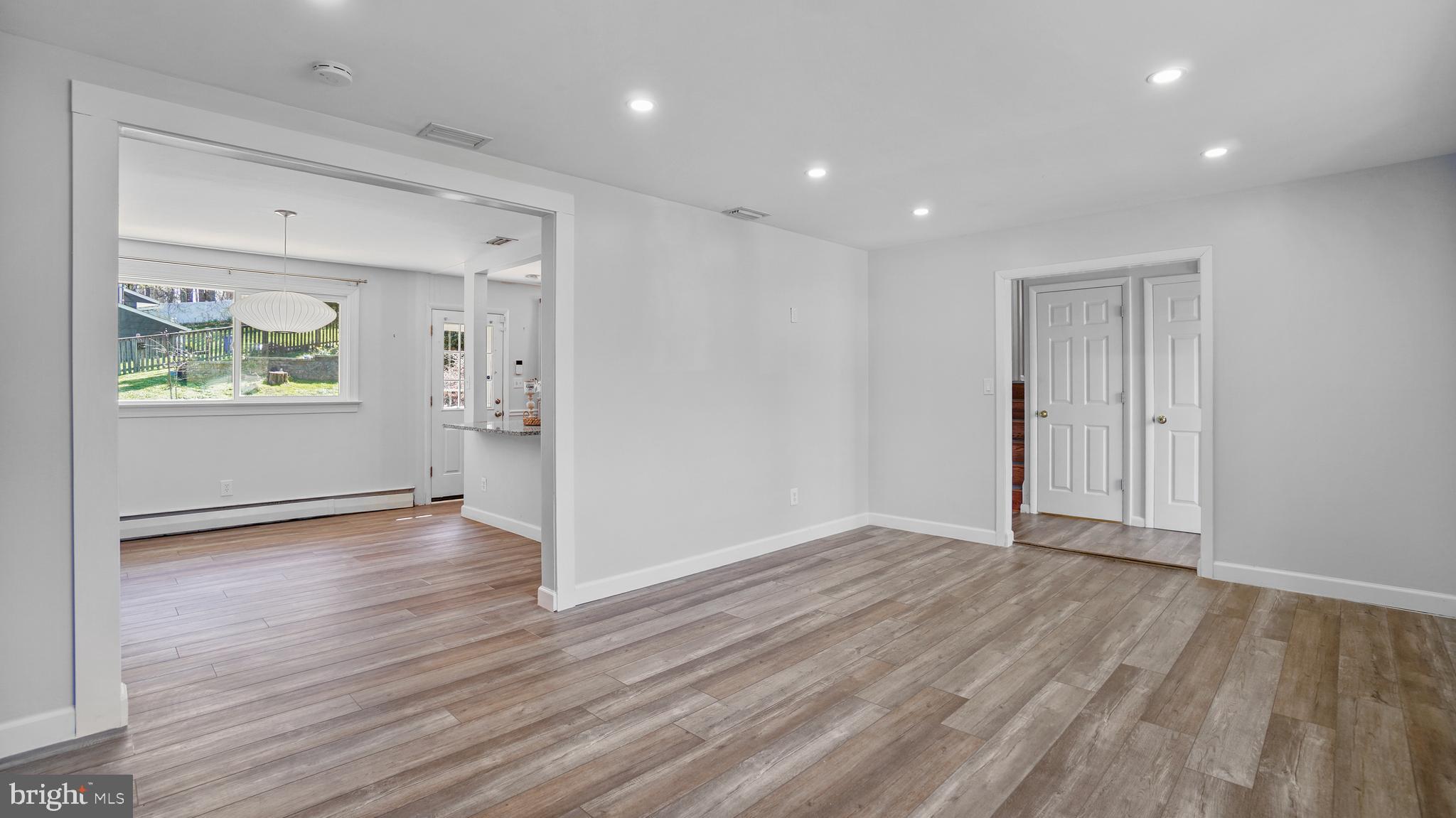 NORMANDY HEIGHTS - Residential Lease