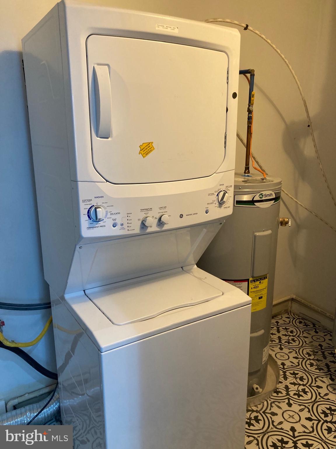 TEMPLE UNIVERSITY - Residential Lease