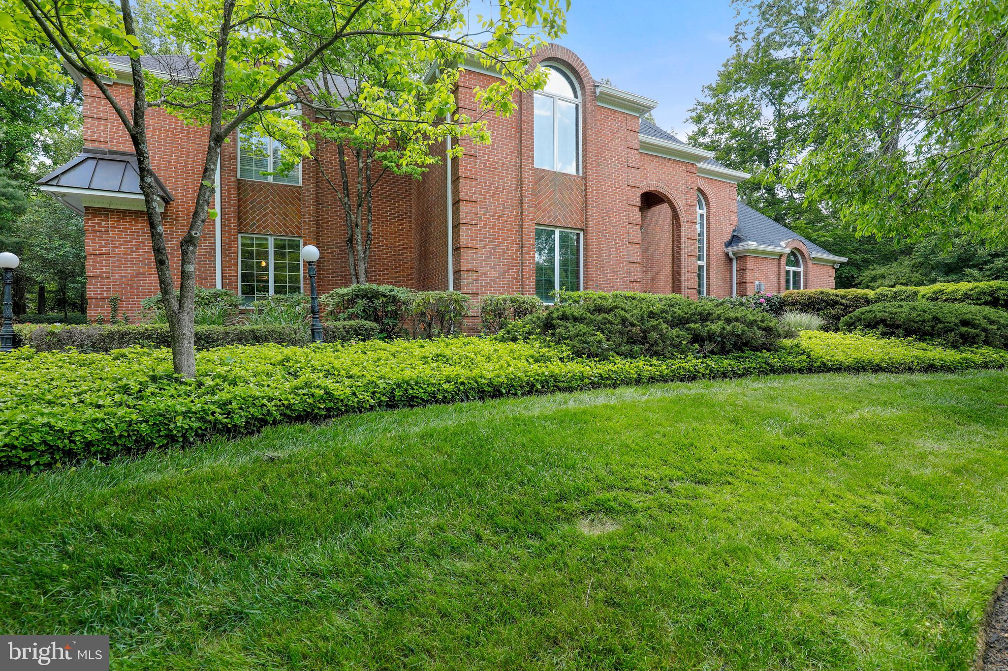 ANTON NORTH - Residential