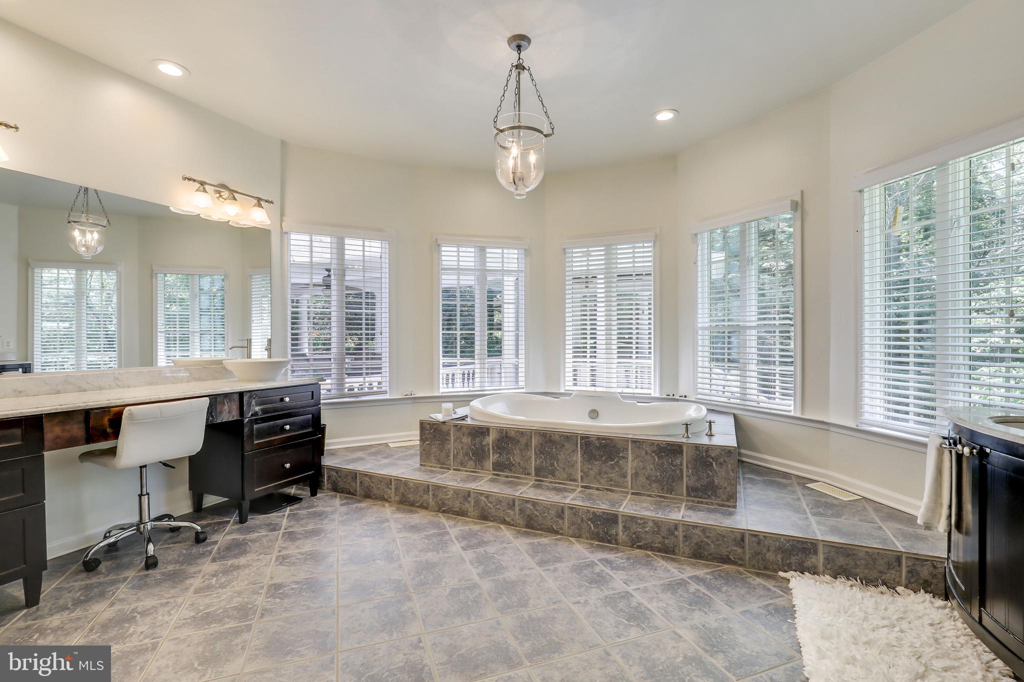 ANTON NORTH - Residential