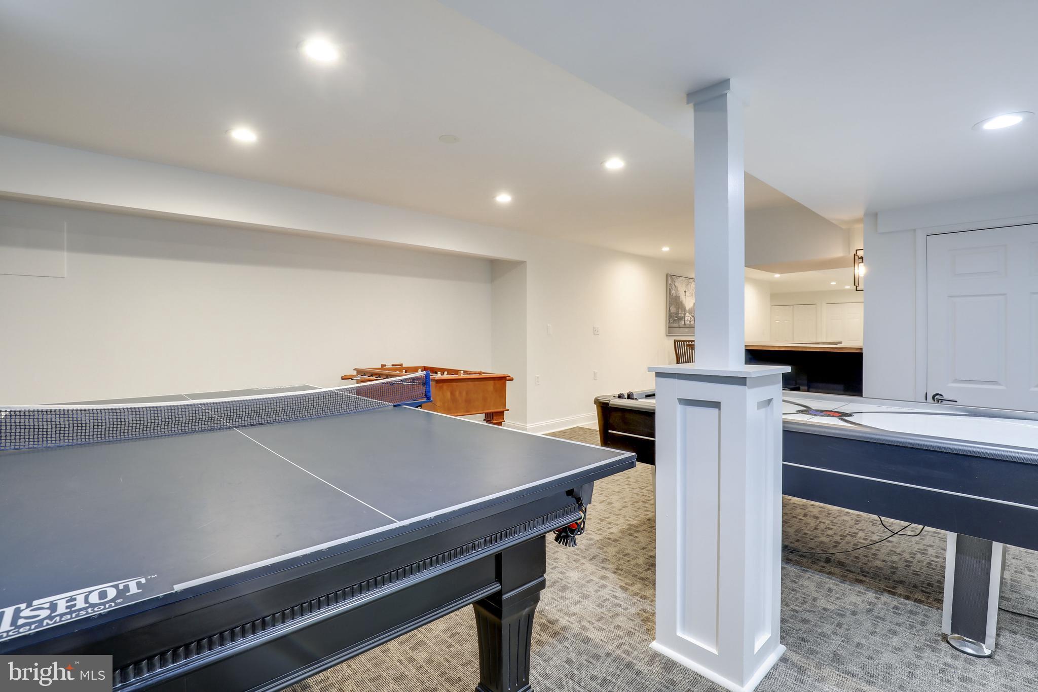 ANTON NORTH - Residential