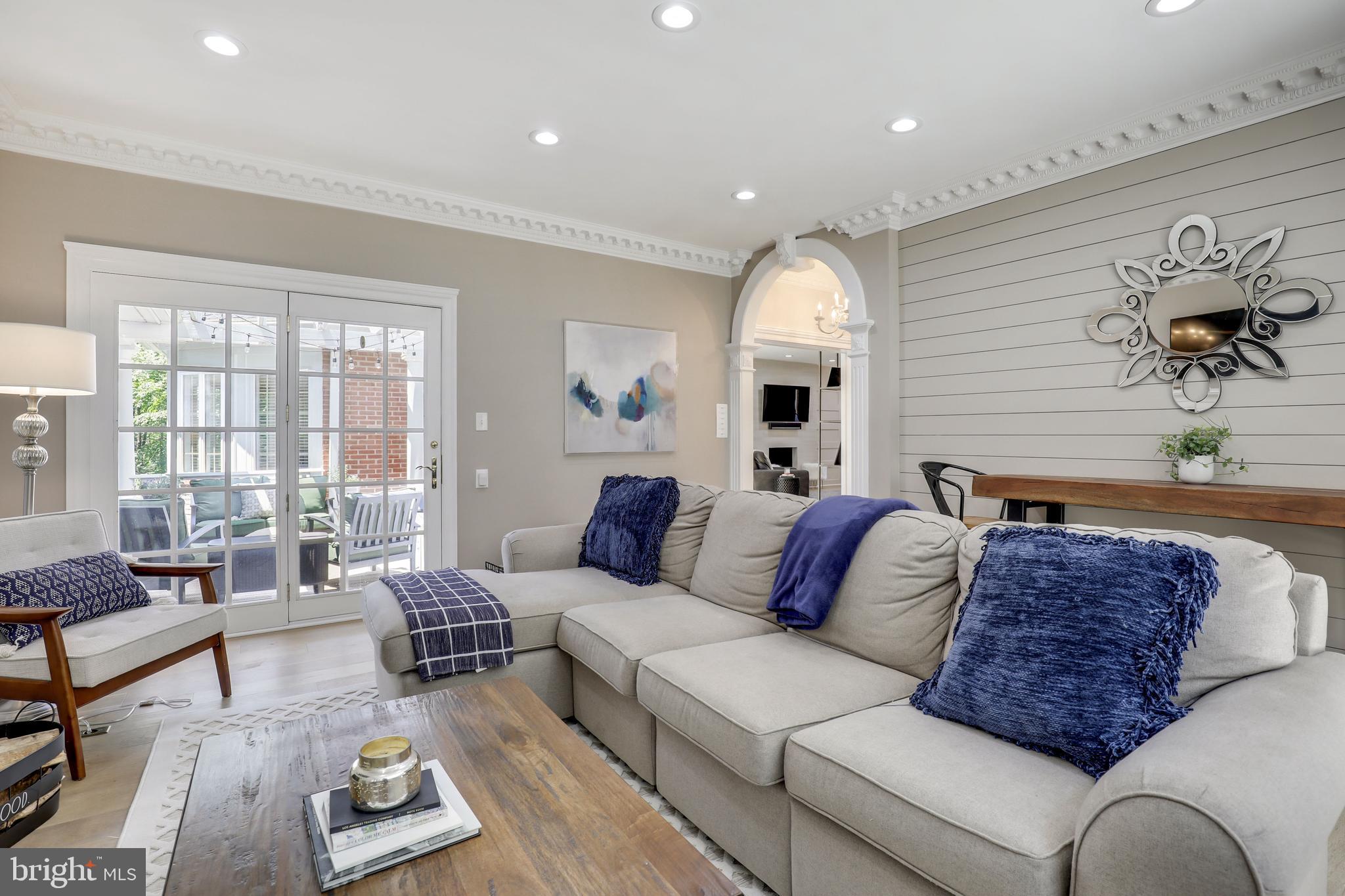 ANTON NORTH - Residential