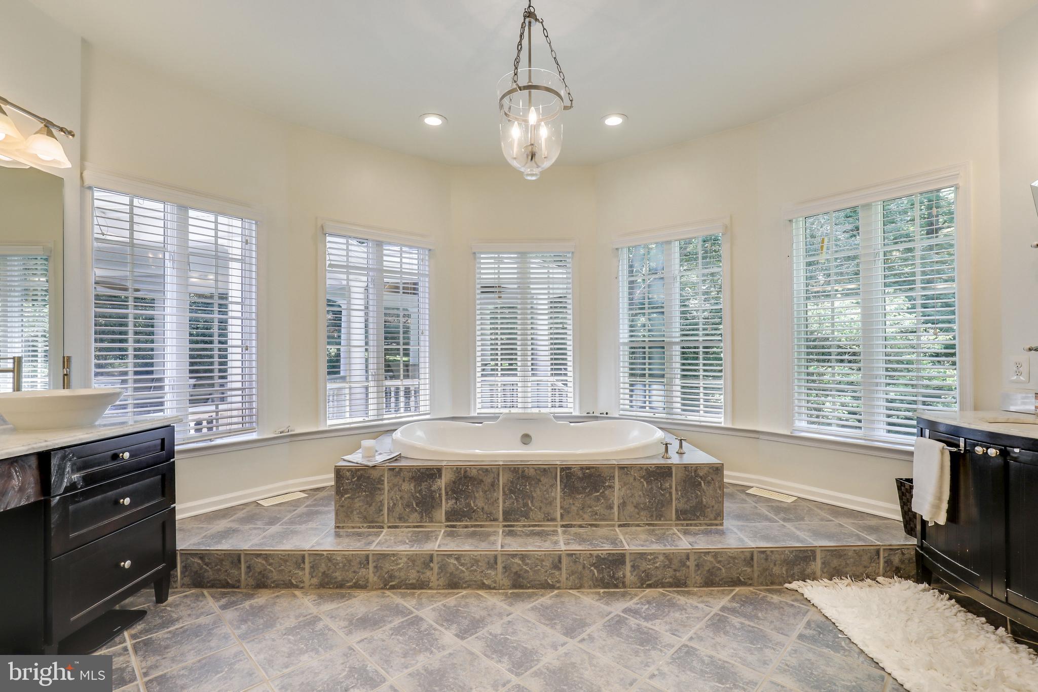 ANTON NORTH - Residential