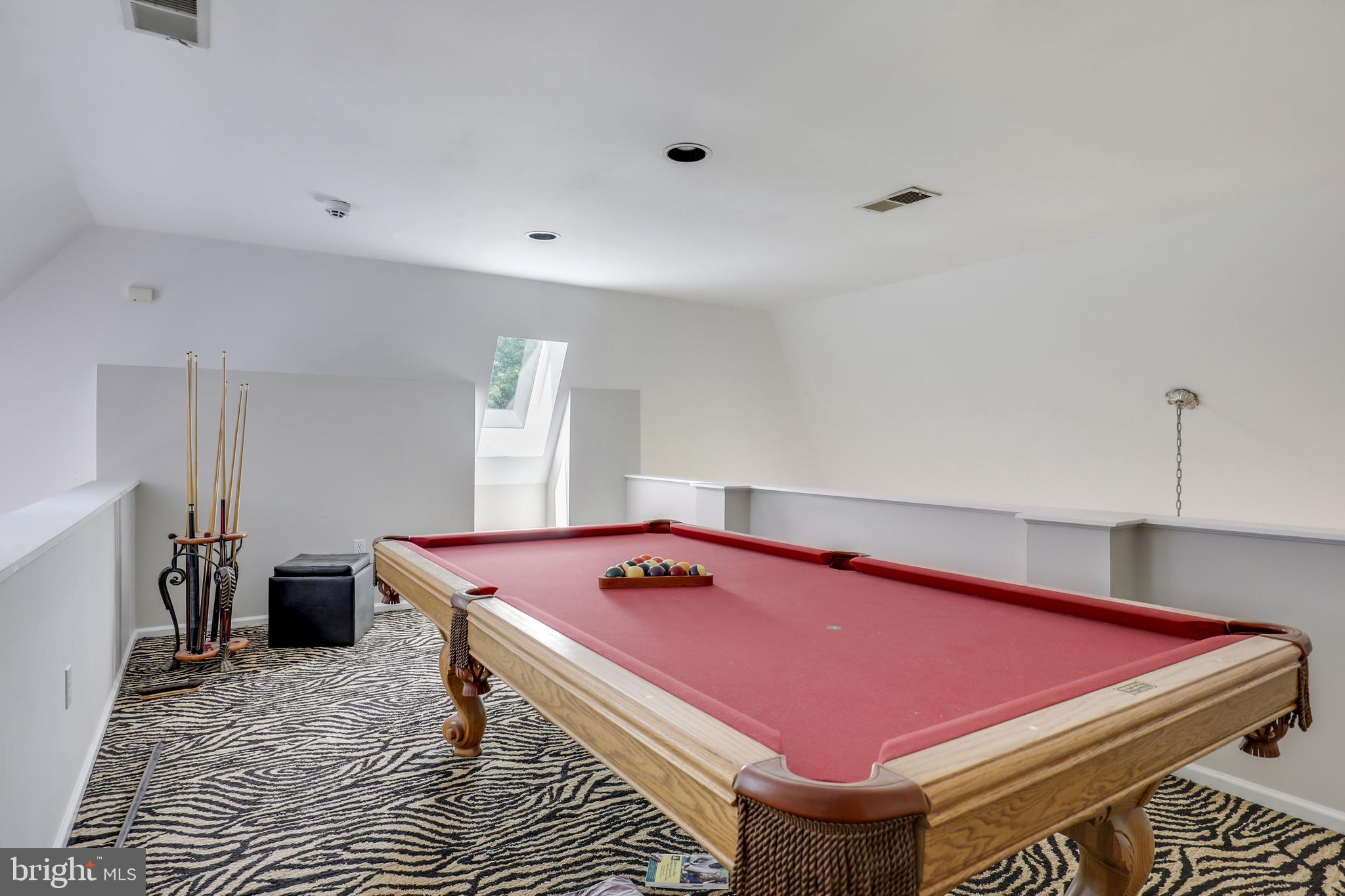 ANTON NORTH - Residential