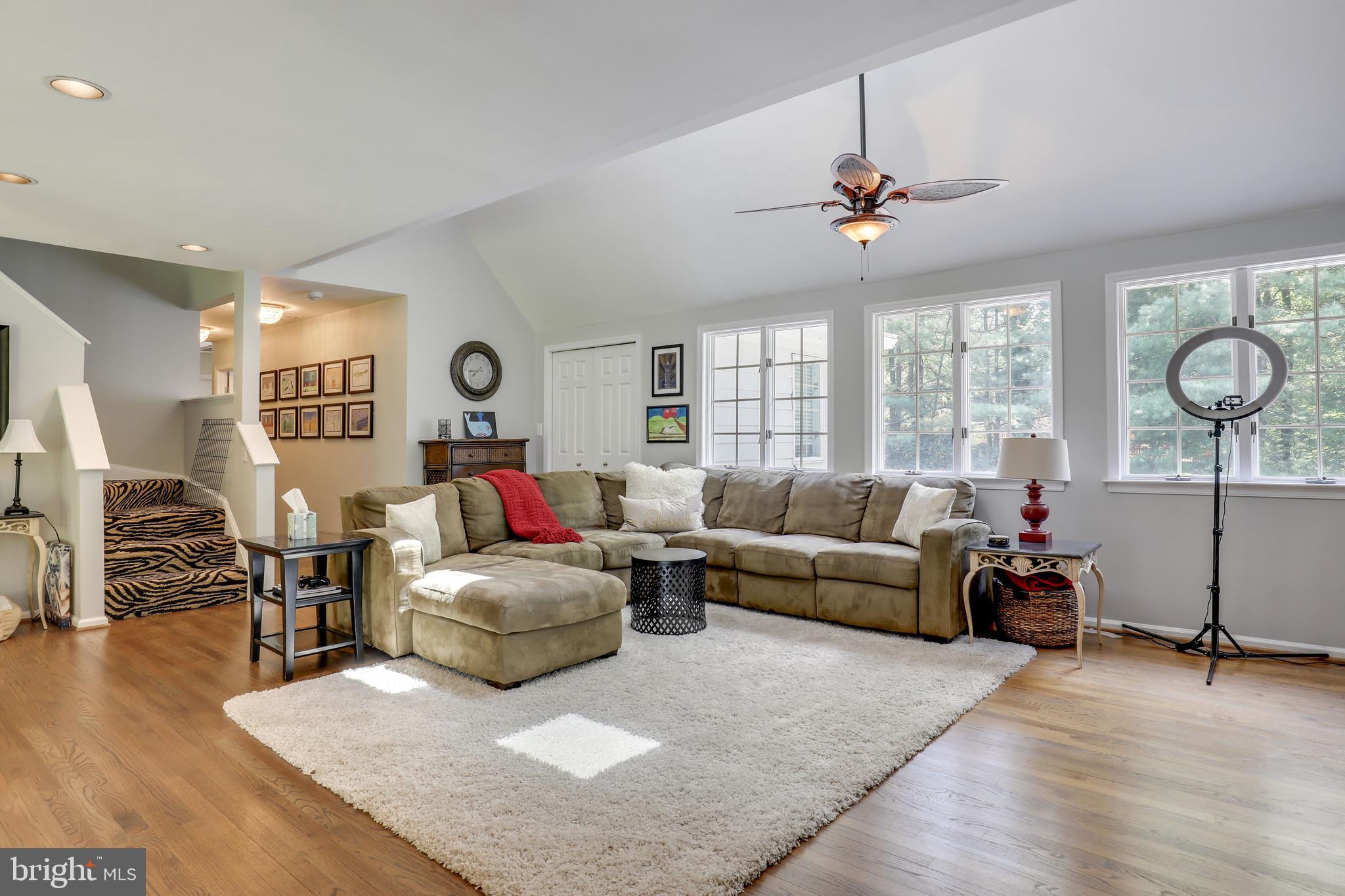 ANTON NORTH - Residential