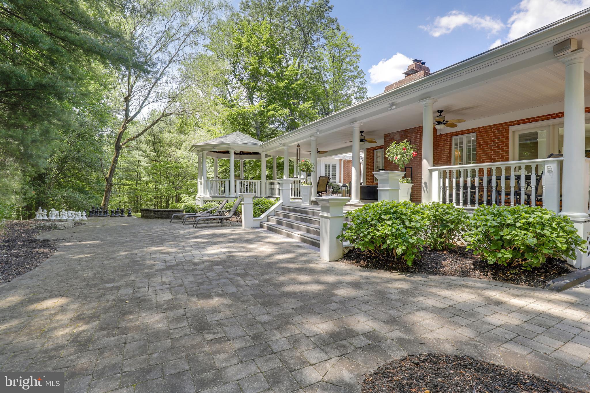 ANTON NORTH - Residential