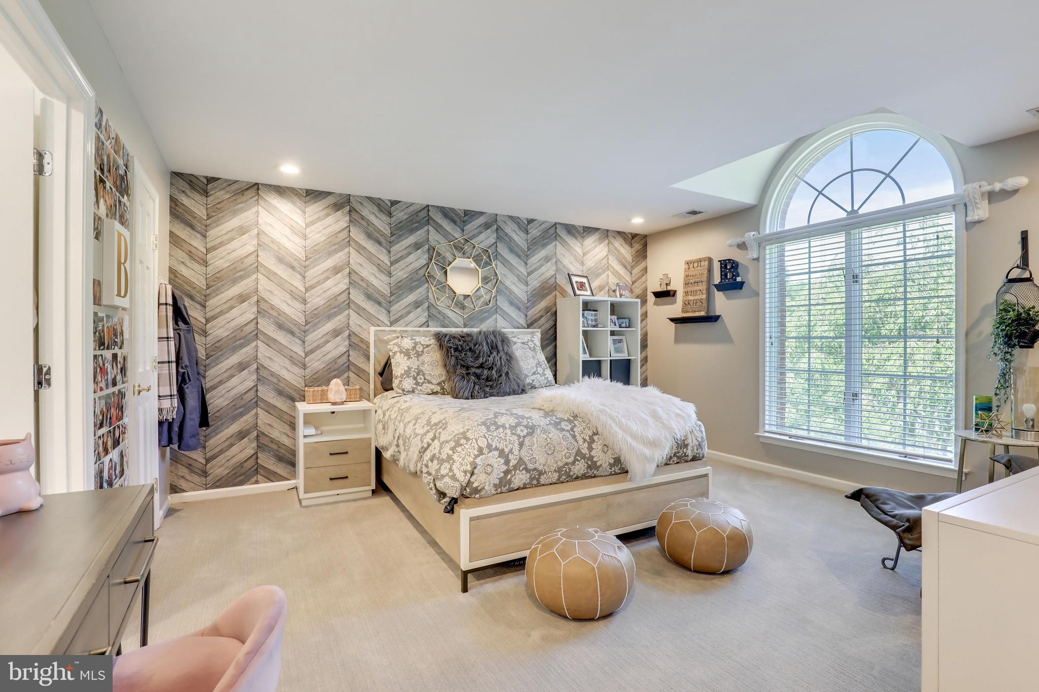 ANTON NORTH - Residential