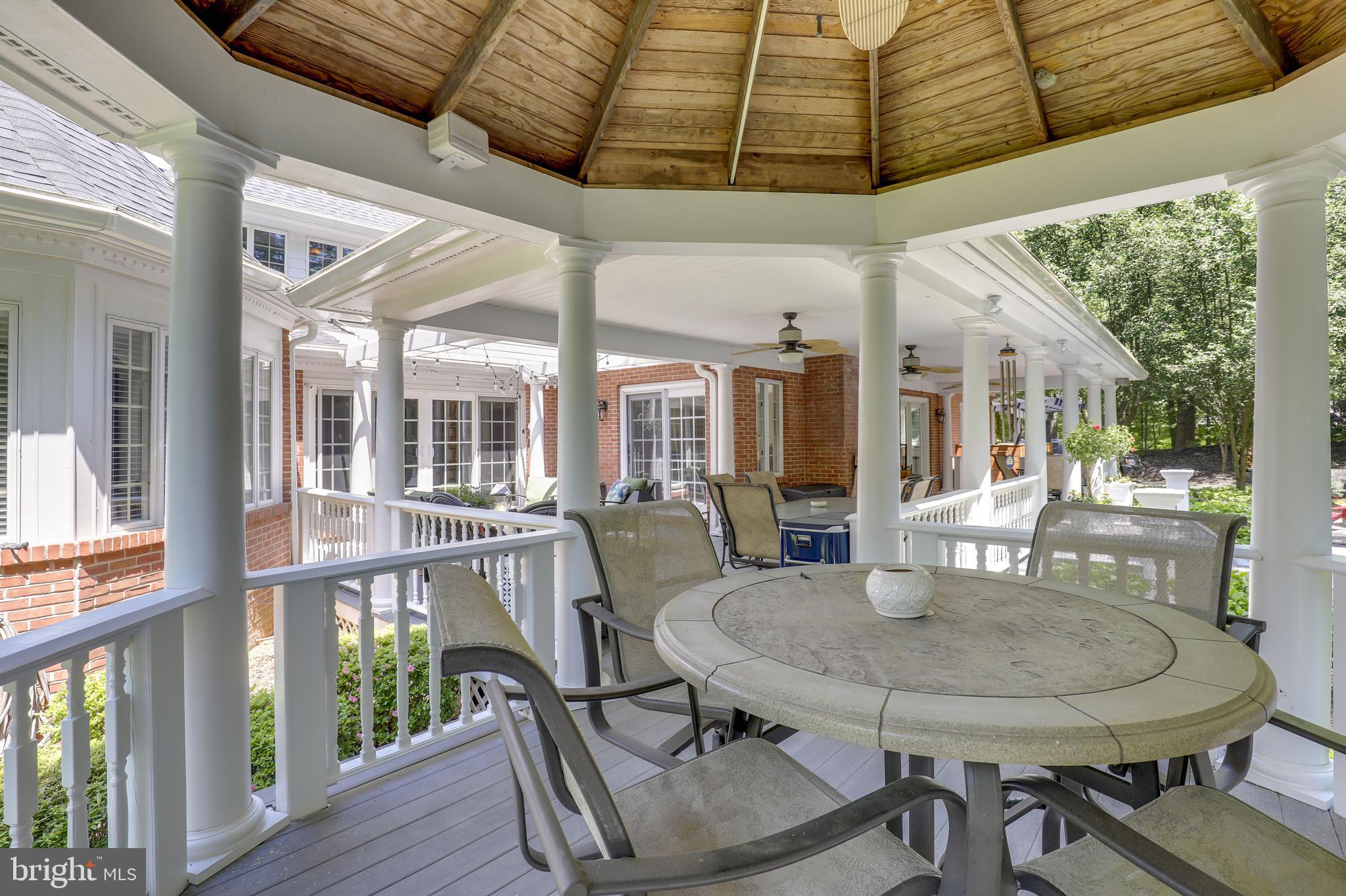 ANTON NORTH - Residential