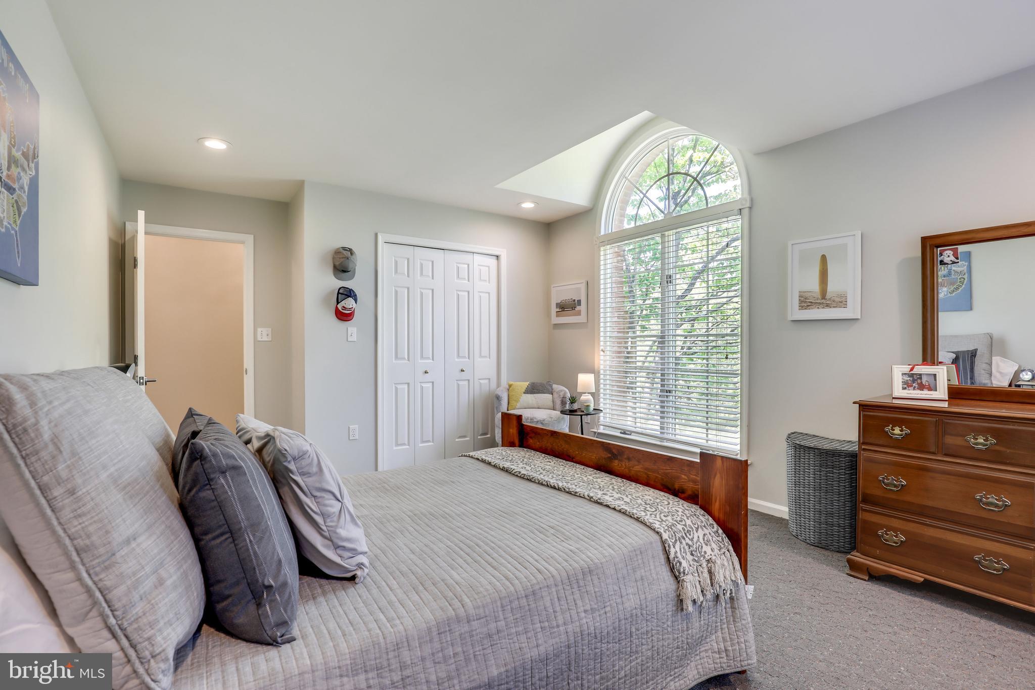 ANTON NORTH - Residential