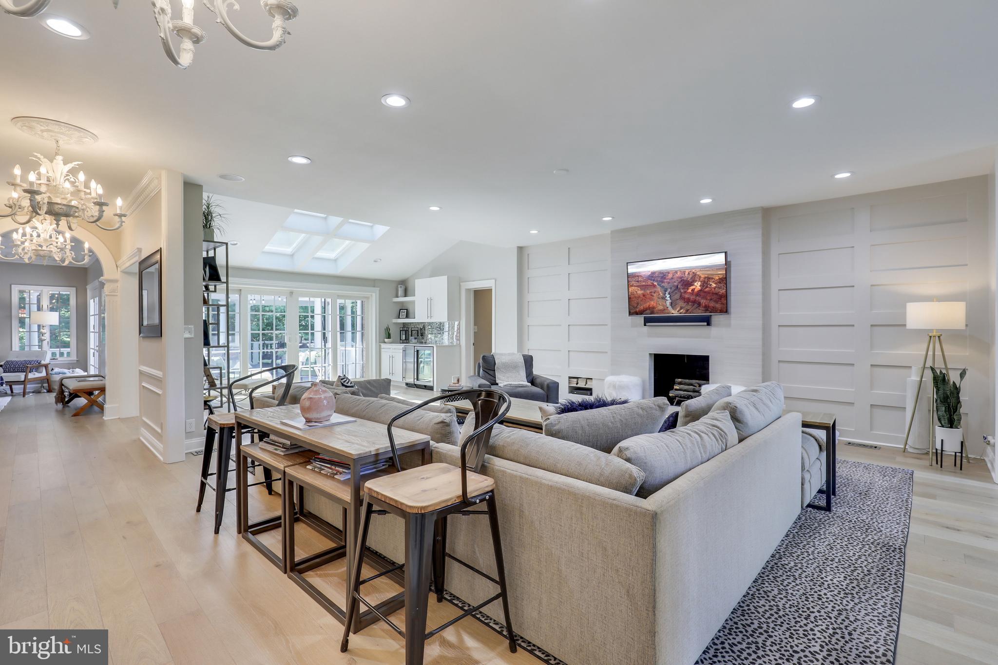 ANTON NORTH - Residential