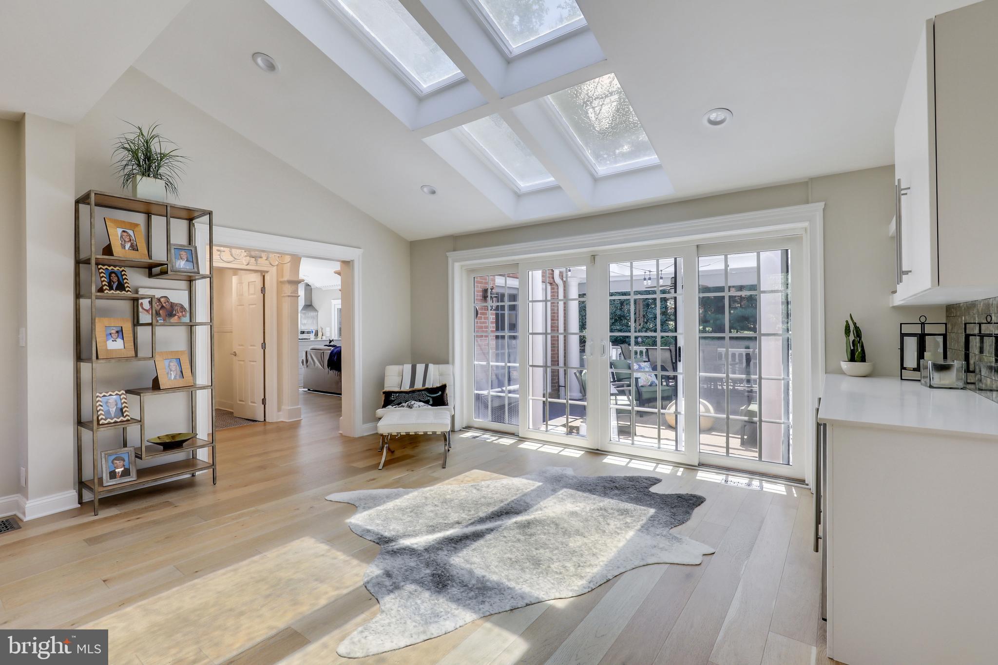 ANTON NORTH - Residential