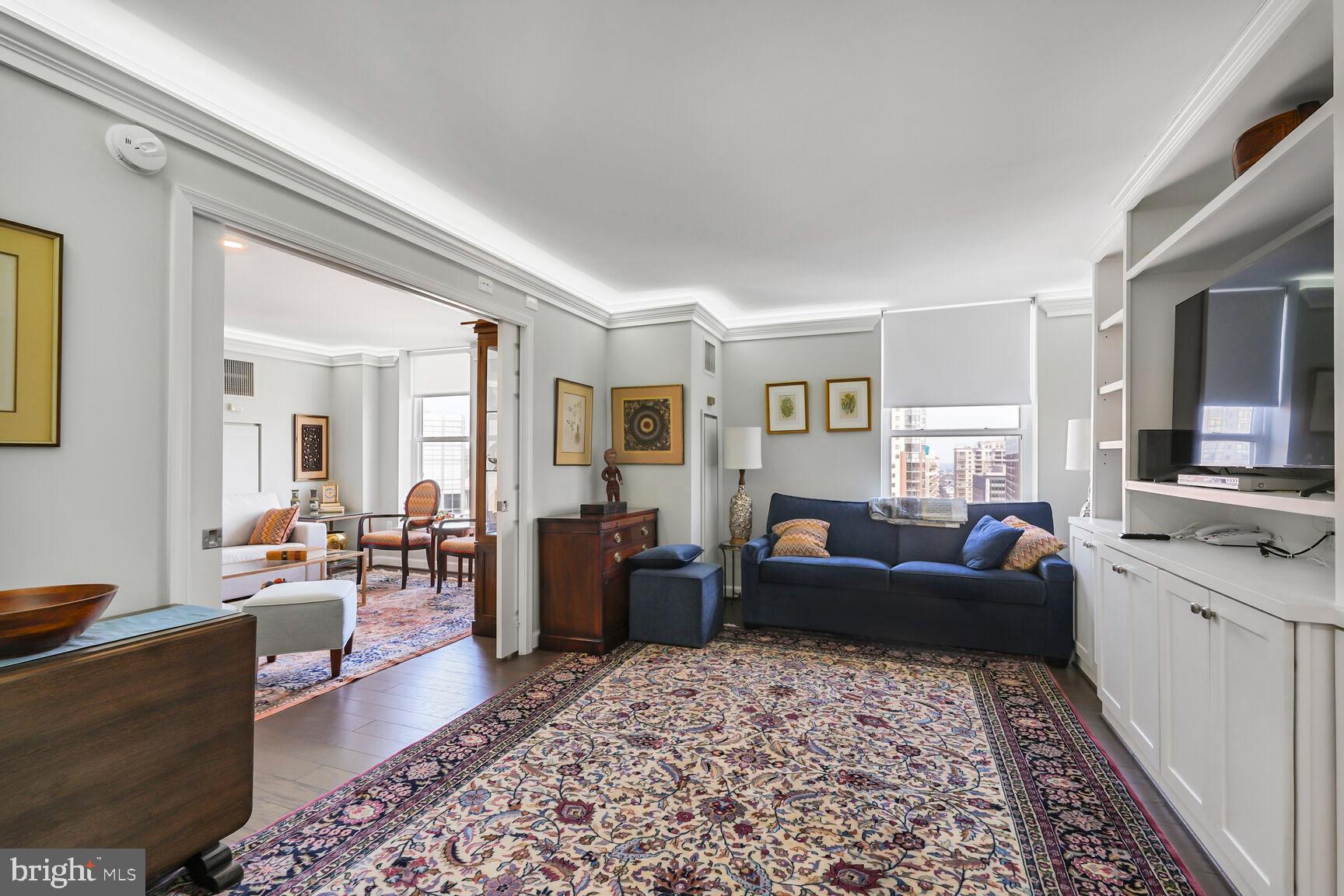 THE JEFFERSON - SUNRISE SENIOR LIVING - Residential