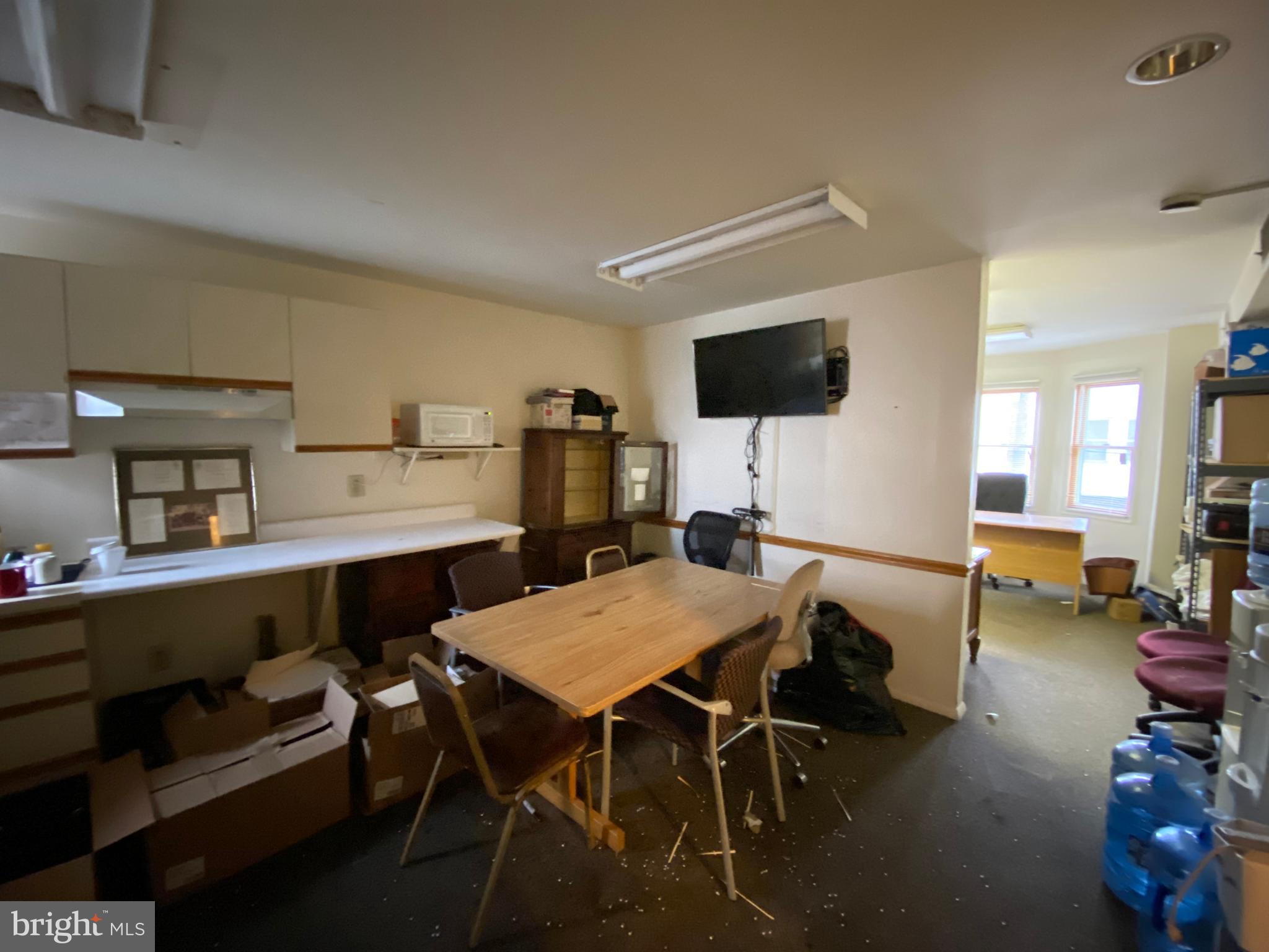PHILADELPHIA (SOUTH) - Commercial Sale