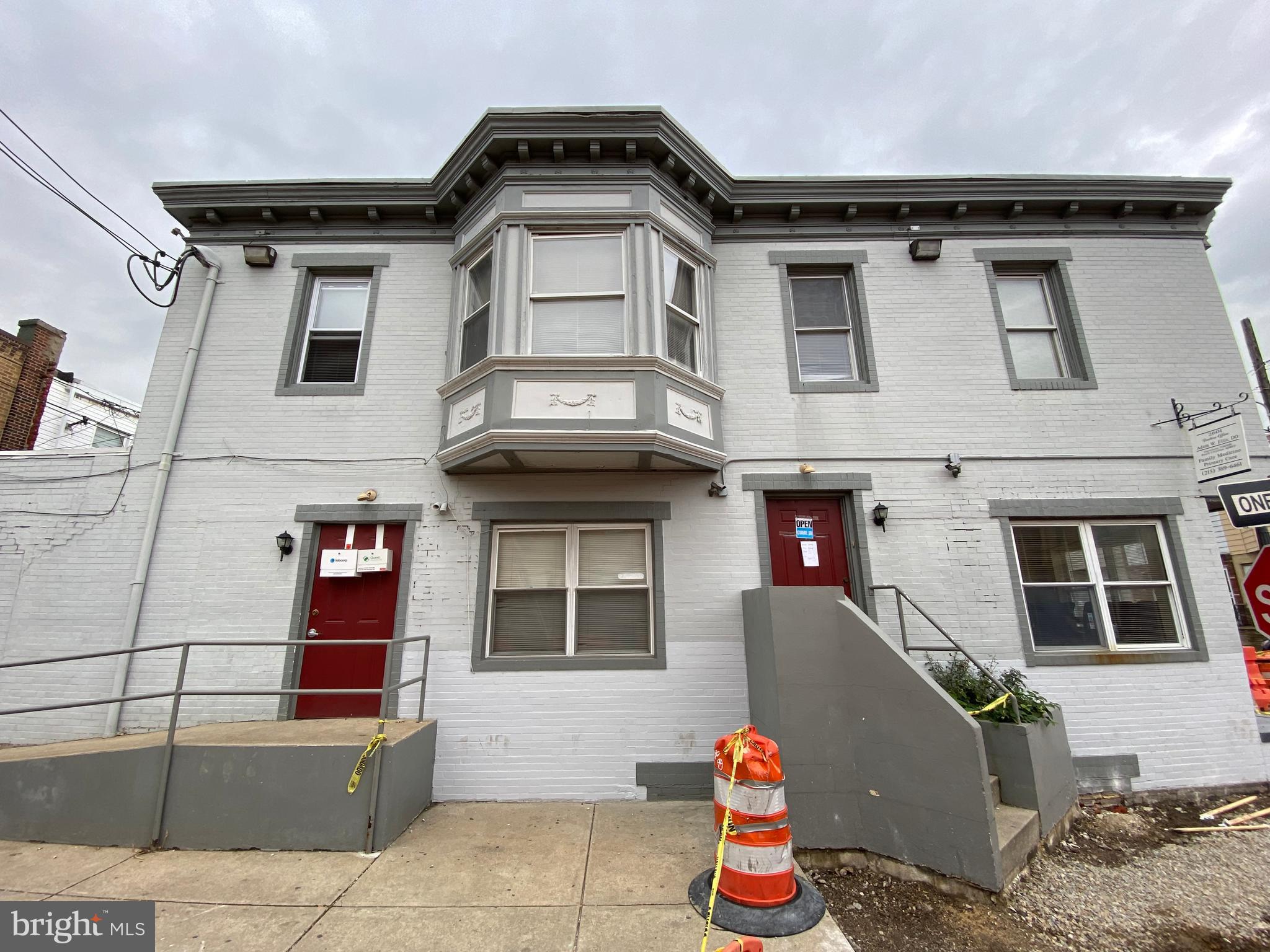 PHILADELPHIA (SOUTH) - Commercial Sale