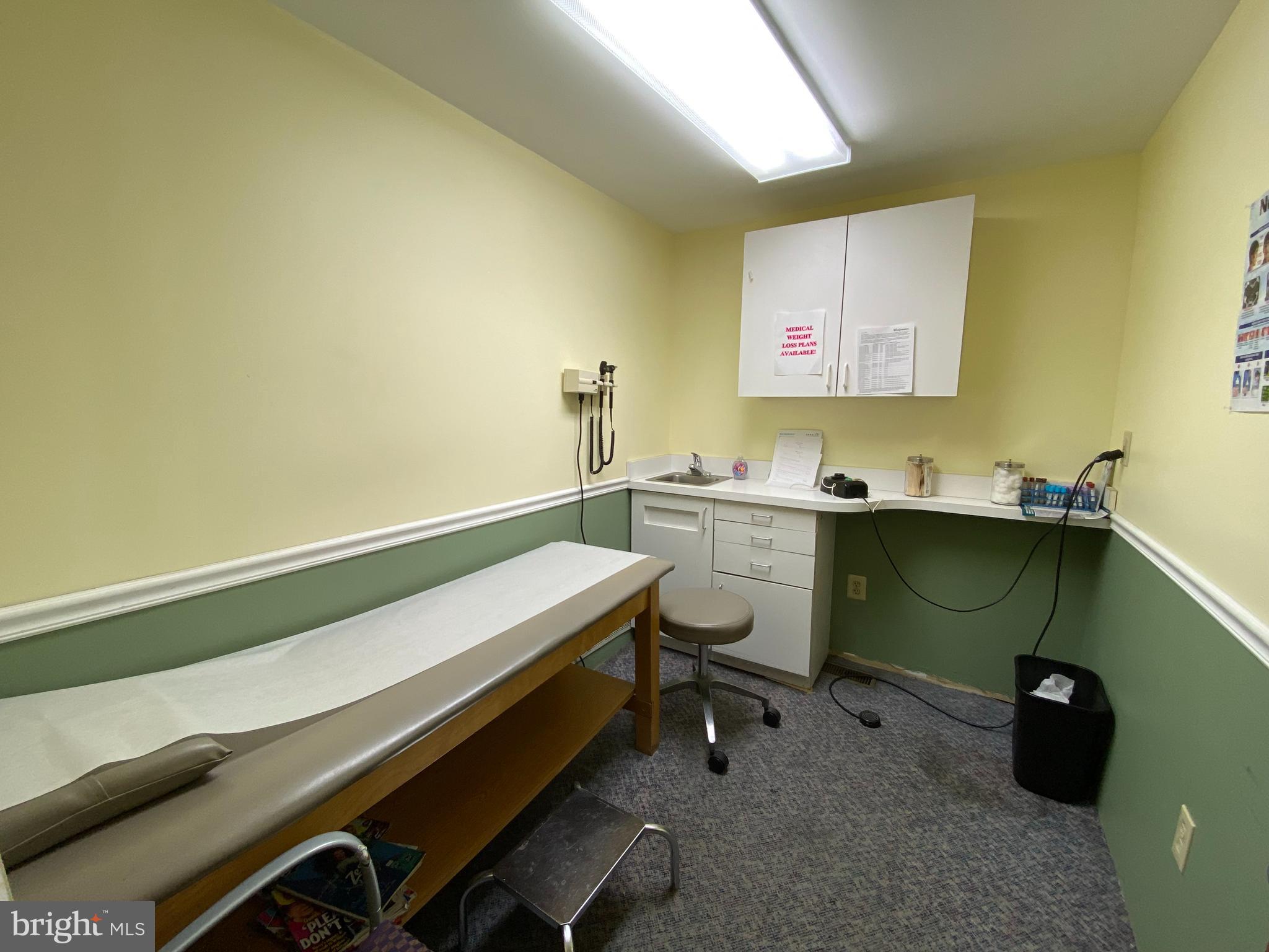 PHILADELPHIA (SOUTH) - Commercial Sale