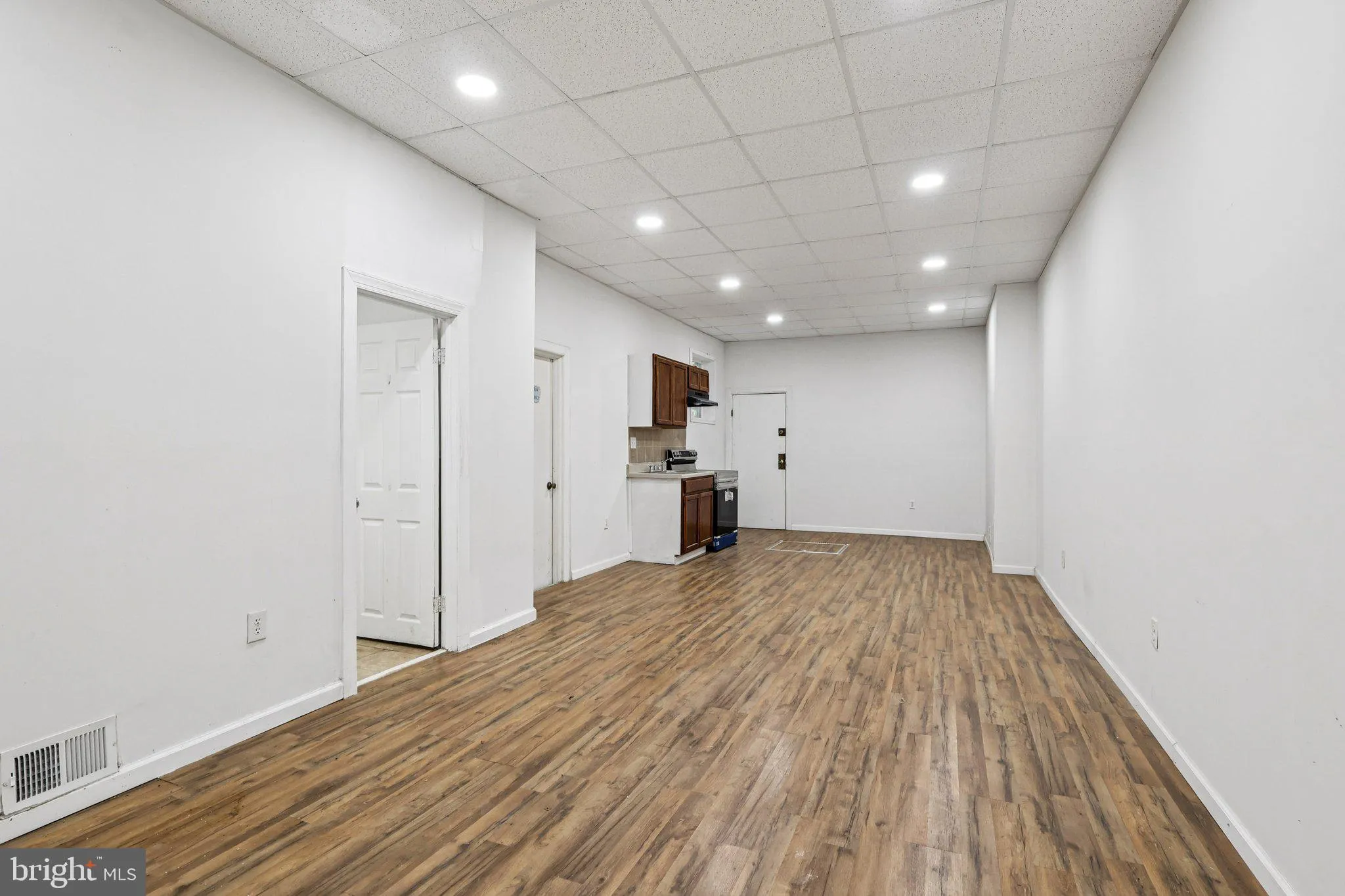 Philadelphia, Pennsylvania 19121, United States, 5 Bedrooms Bedrooms, ,Residential,Active,184568