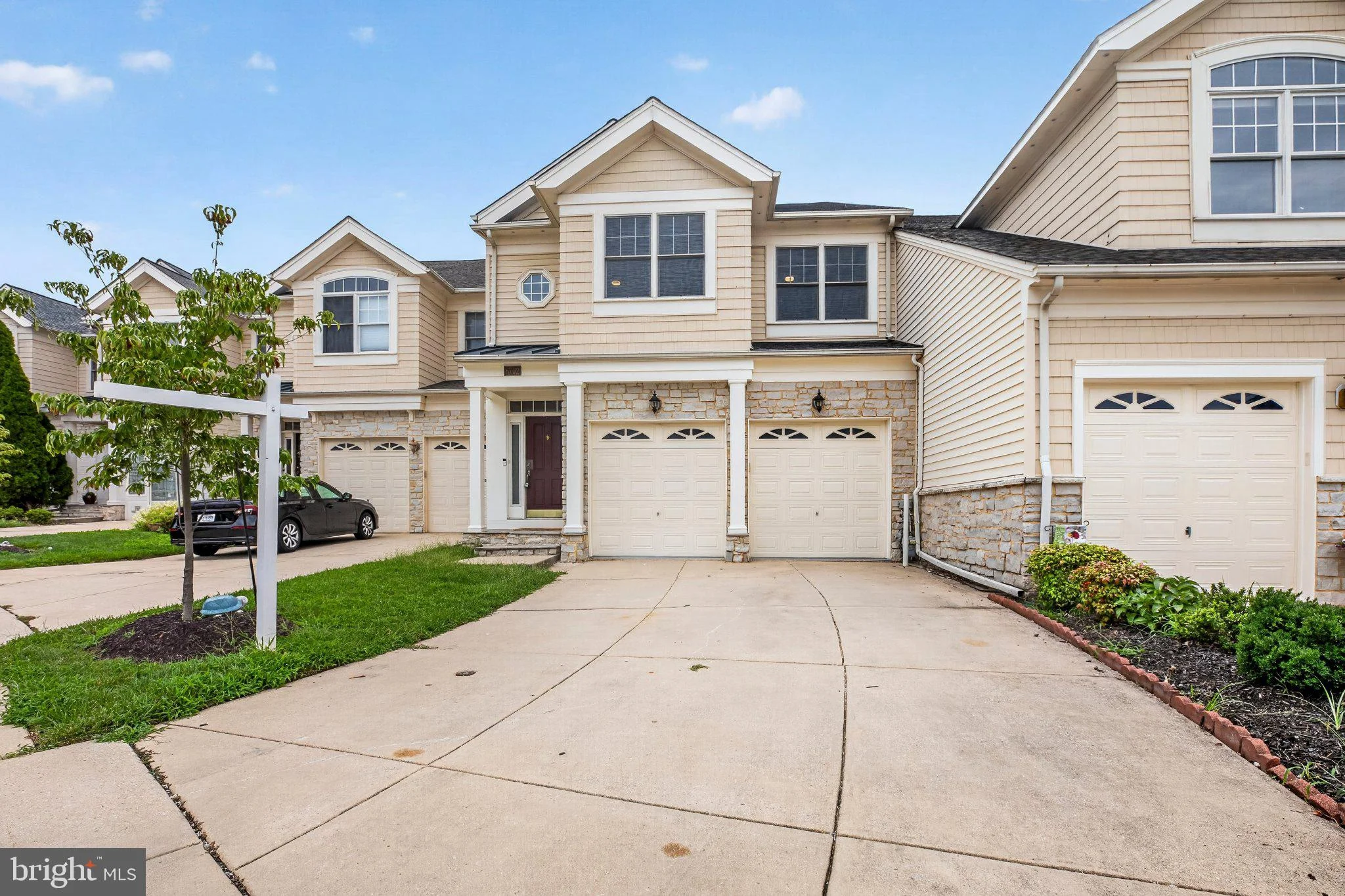 8702 Timber Oak Lane