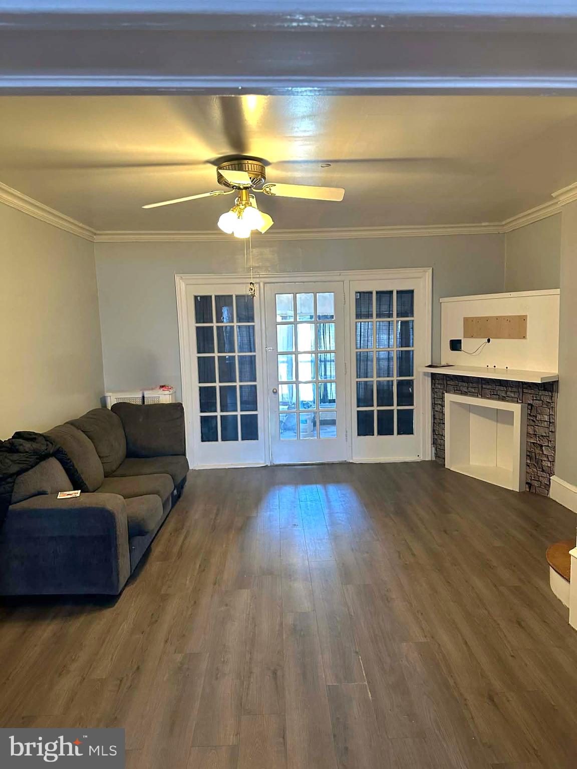 5723 N FAIRHILL STREET