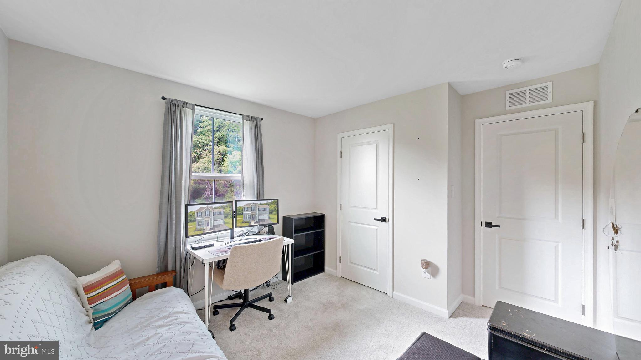 STONINGTON - Residential