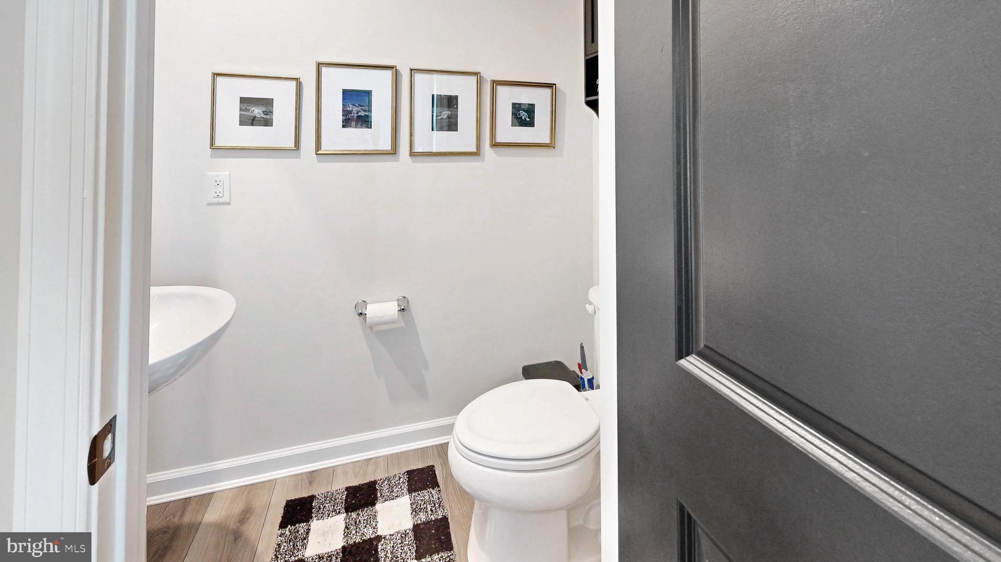 STONINGTON - Residential
