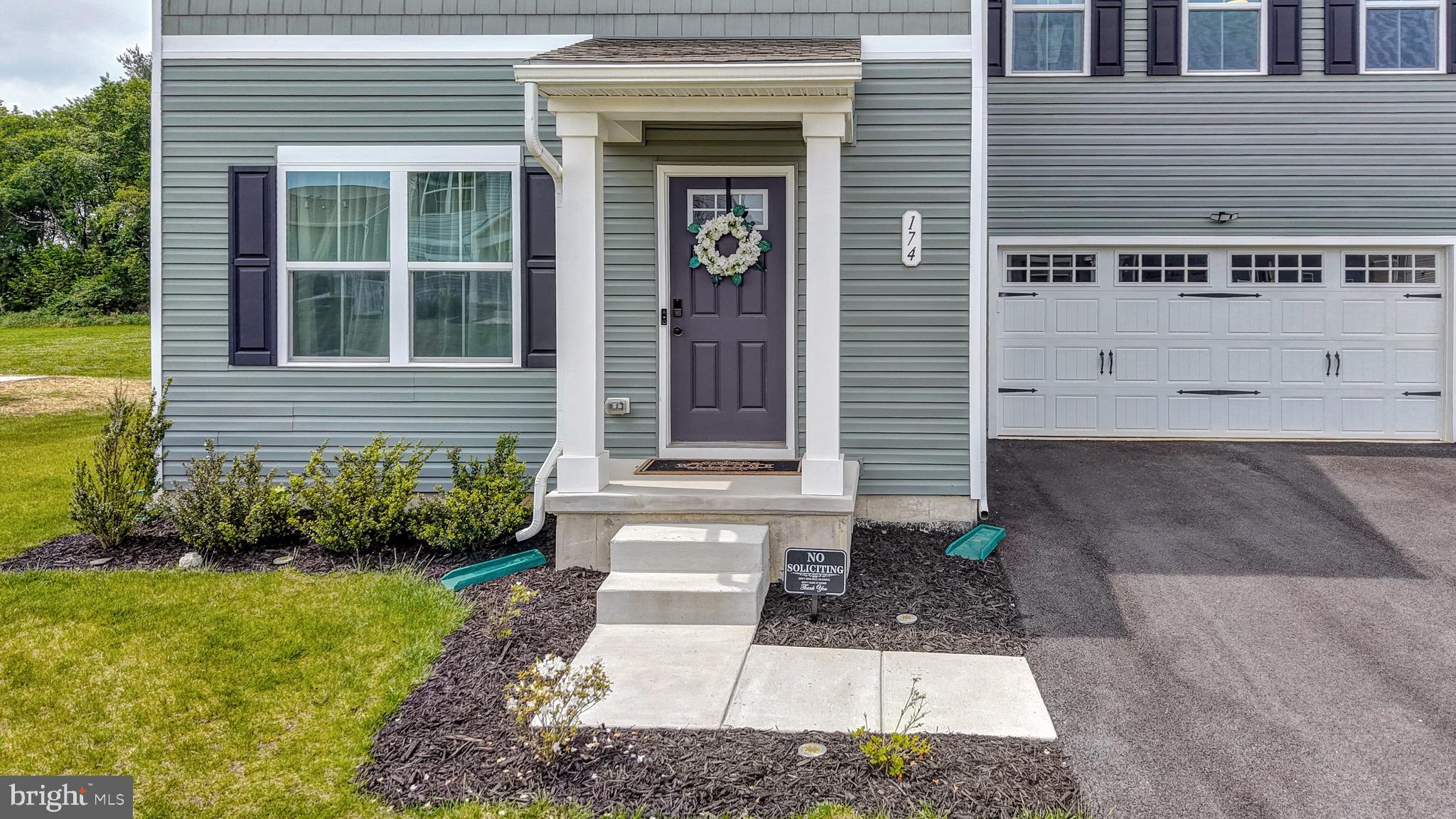 STONINGTON - Residential