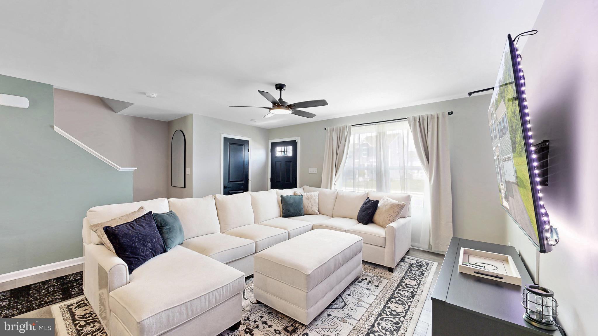 STONINGTON - Residential