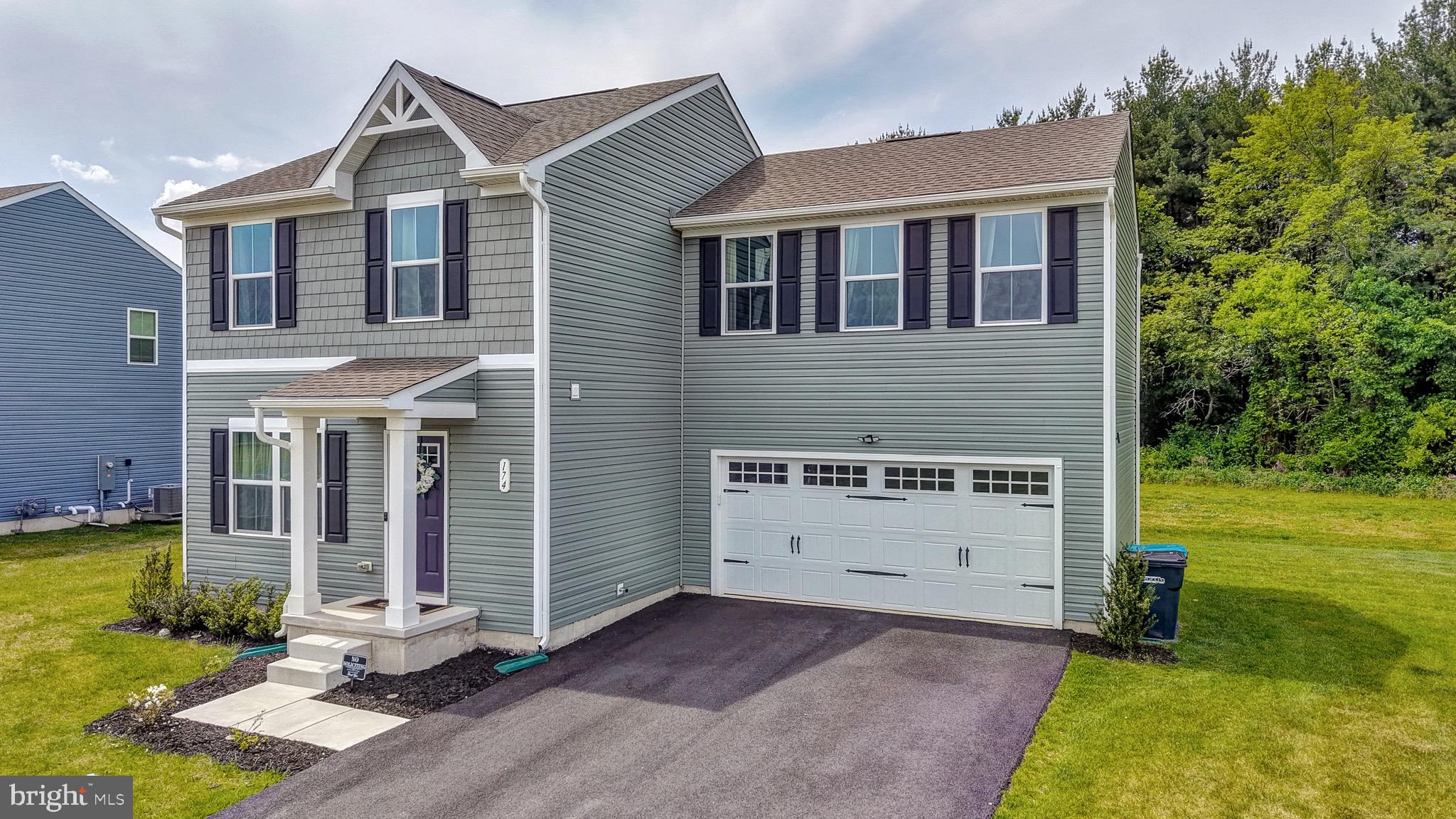 STONINGTON - Residential