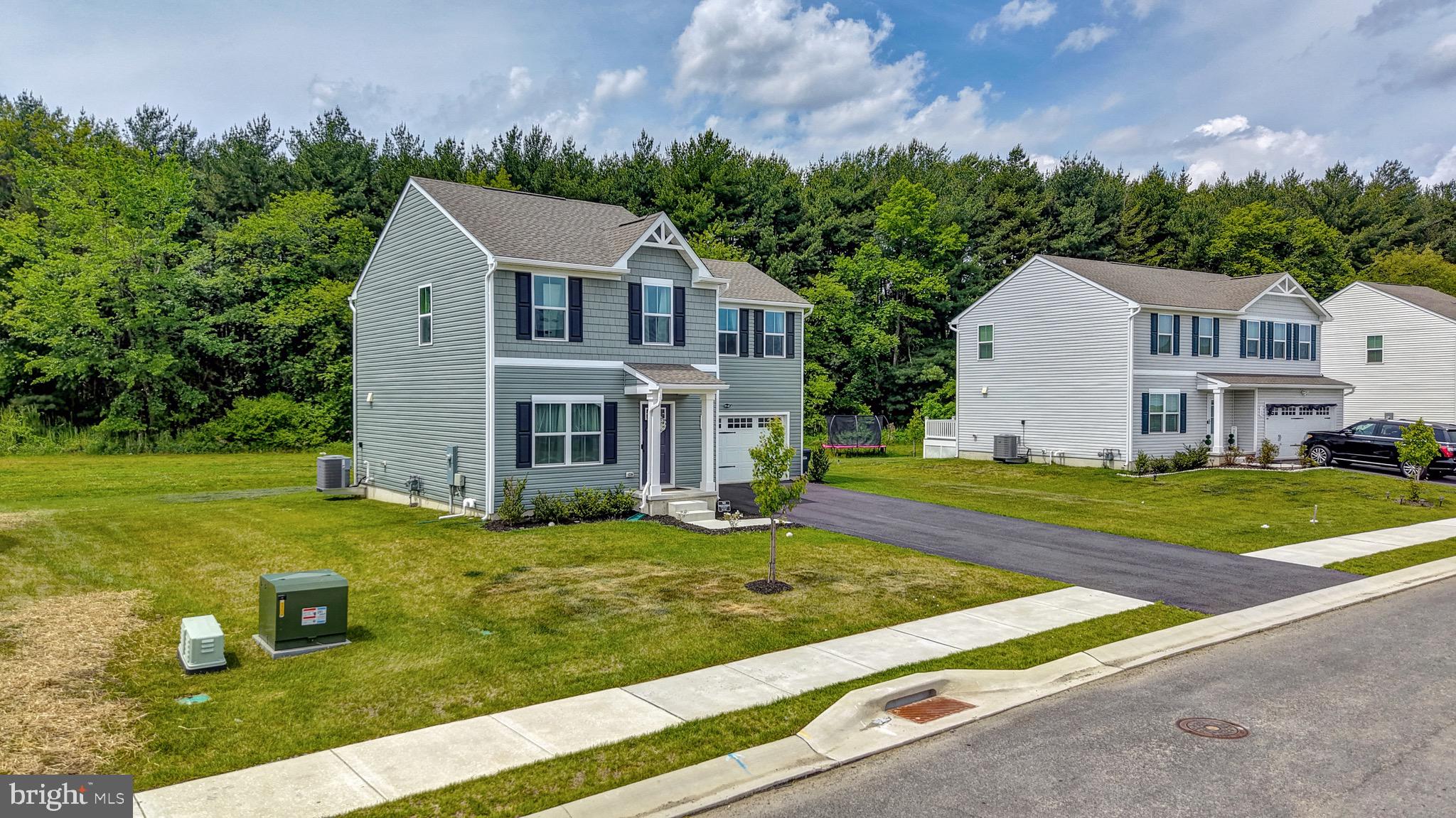 STONINGTON - Residential