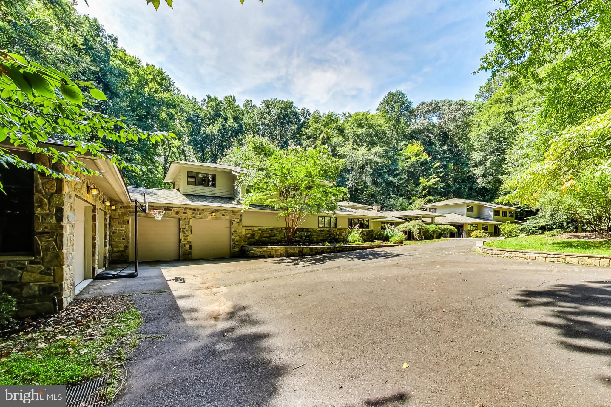 CARRWOOD ESTATES - Residential