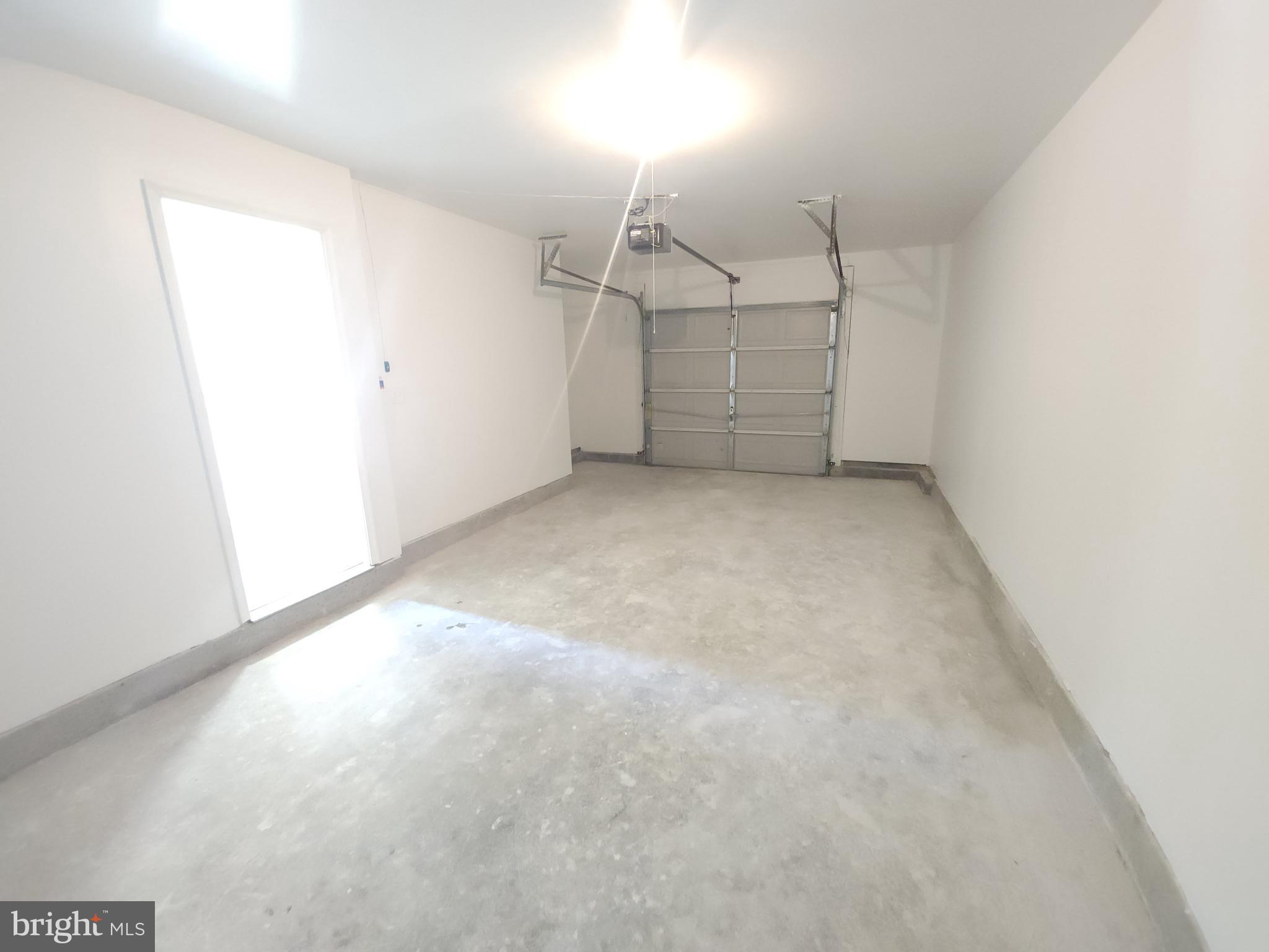 FOX RIDGE - Residential