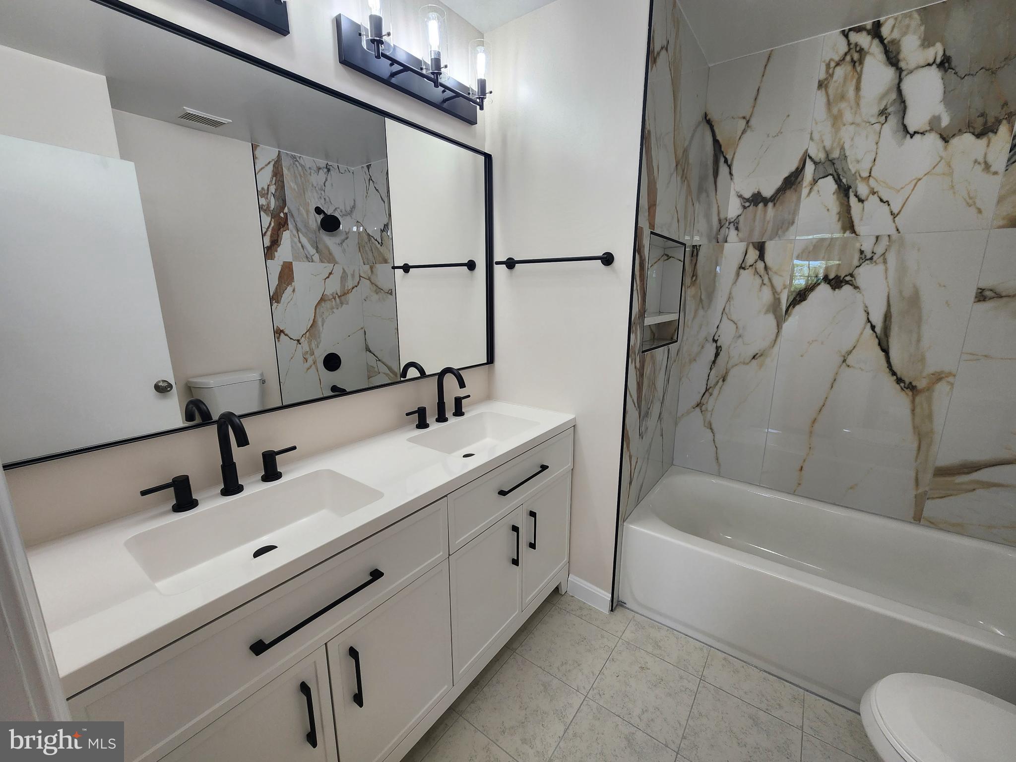 FOX RIDGE - Residential