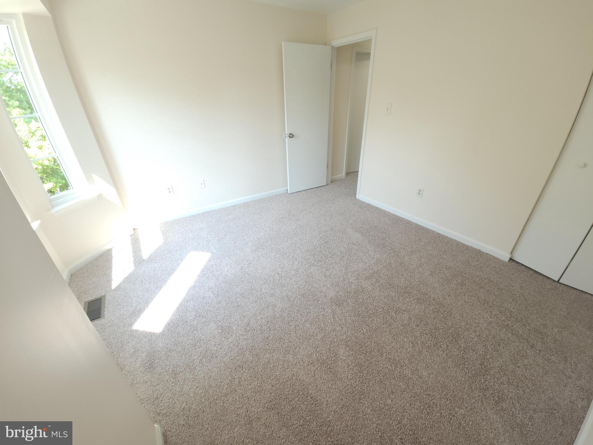 FOX RIDGE - Residential