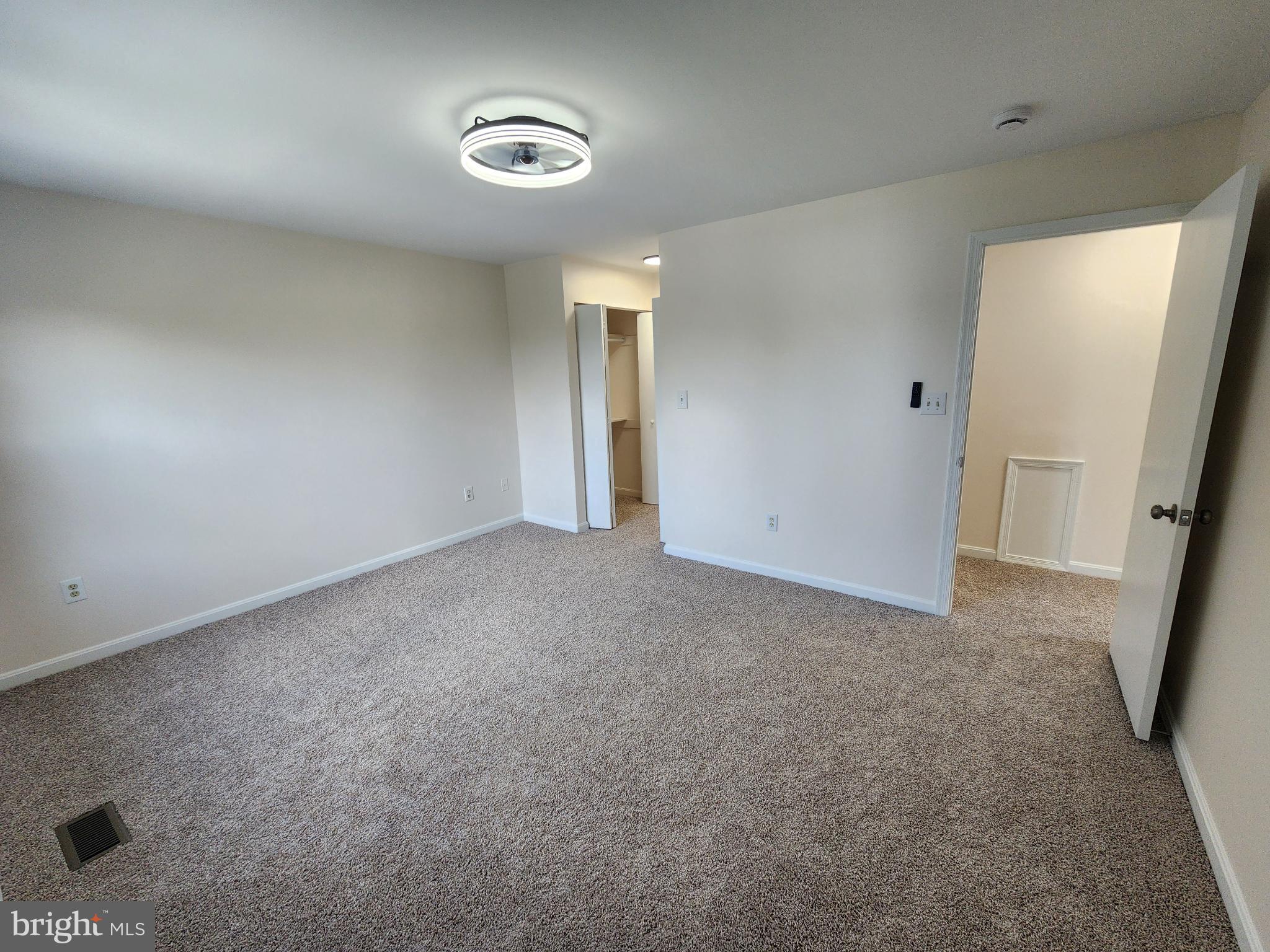 FOX RIDGE - Residential