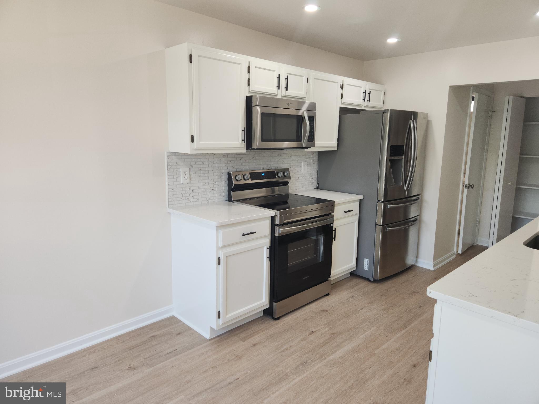 FOX RIDGE - Residential