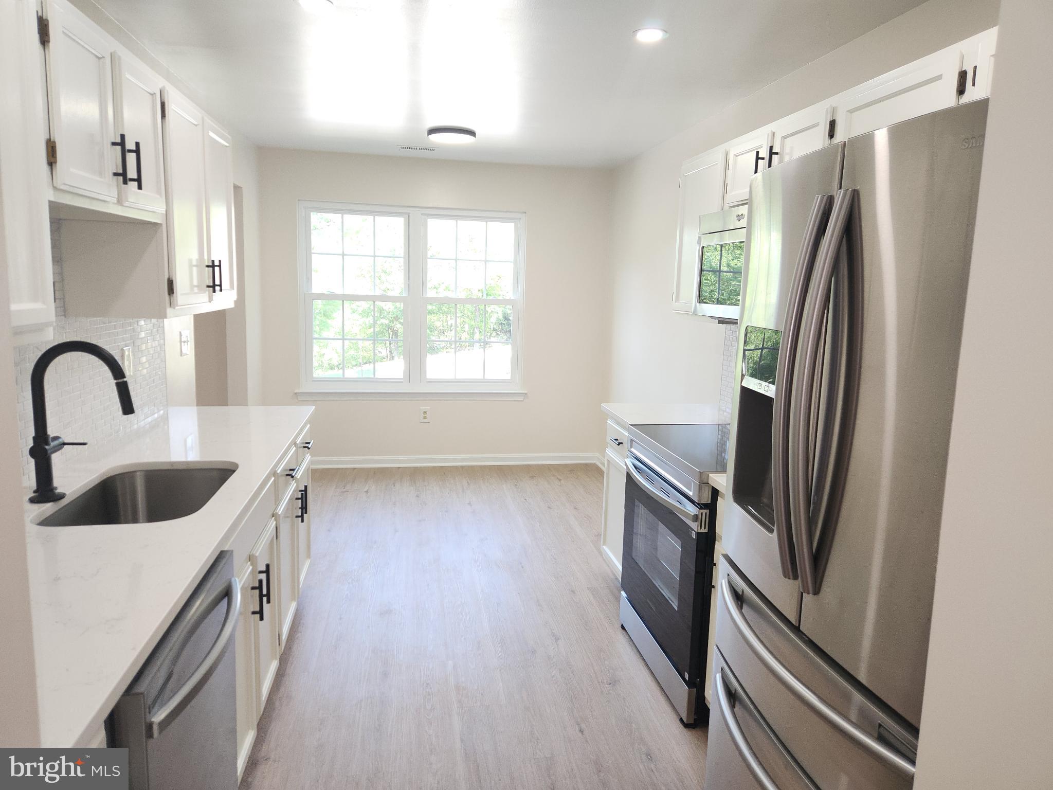 FOX RIDGE - Residential