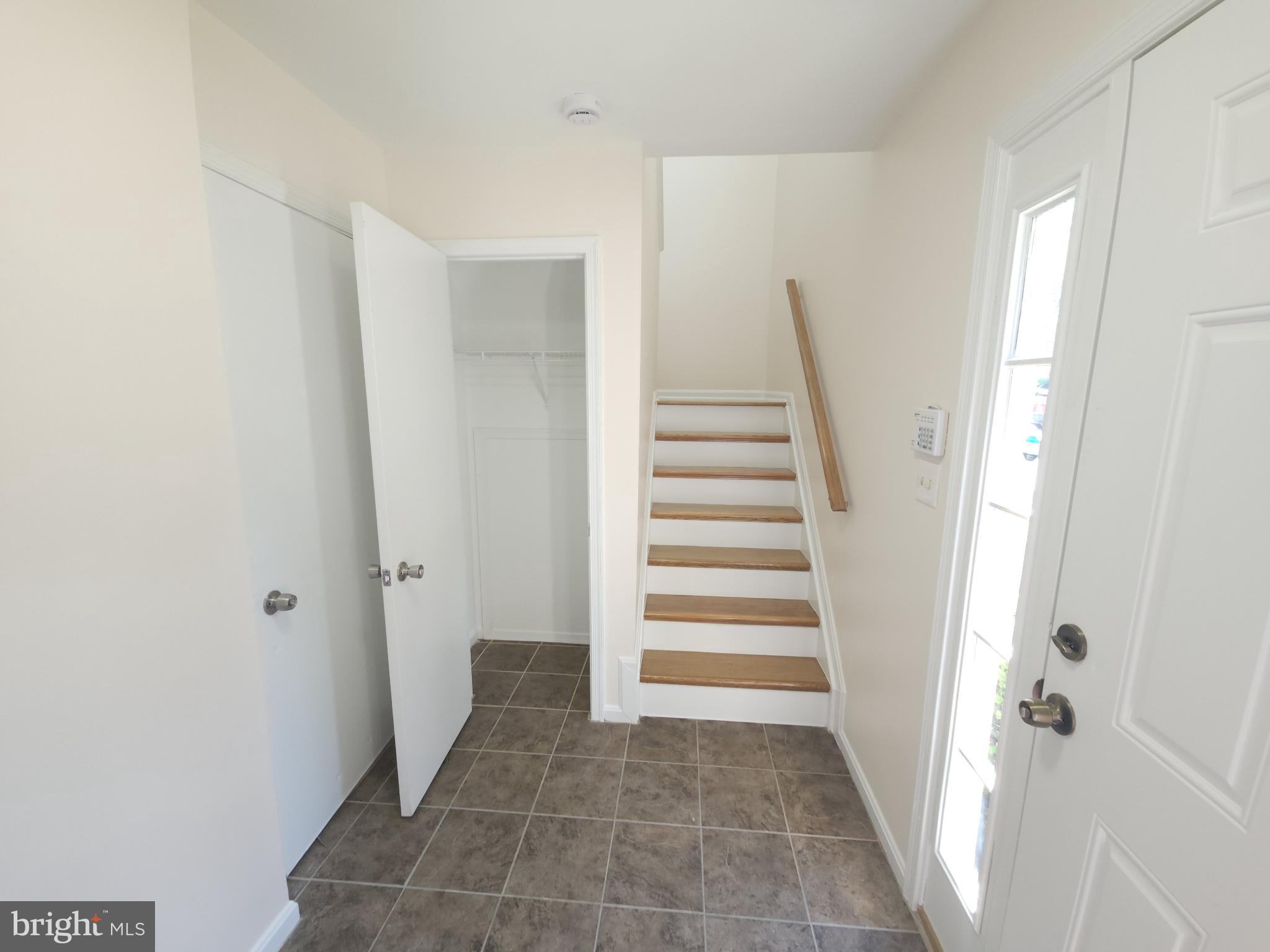 FOX RIDGE - Residential